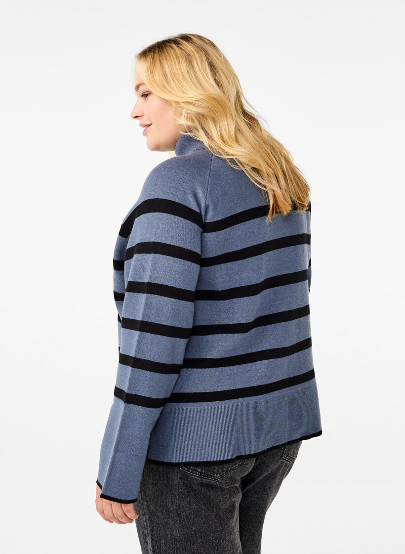 Pull en maille rayé avec un col roulé, B.Sea w.BlackStripes, Model image number 1