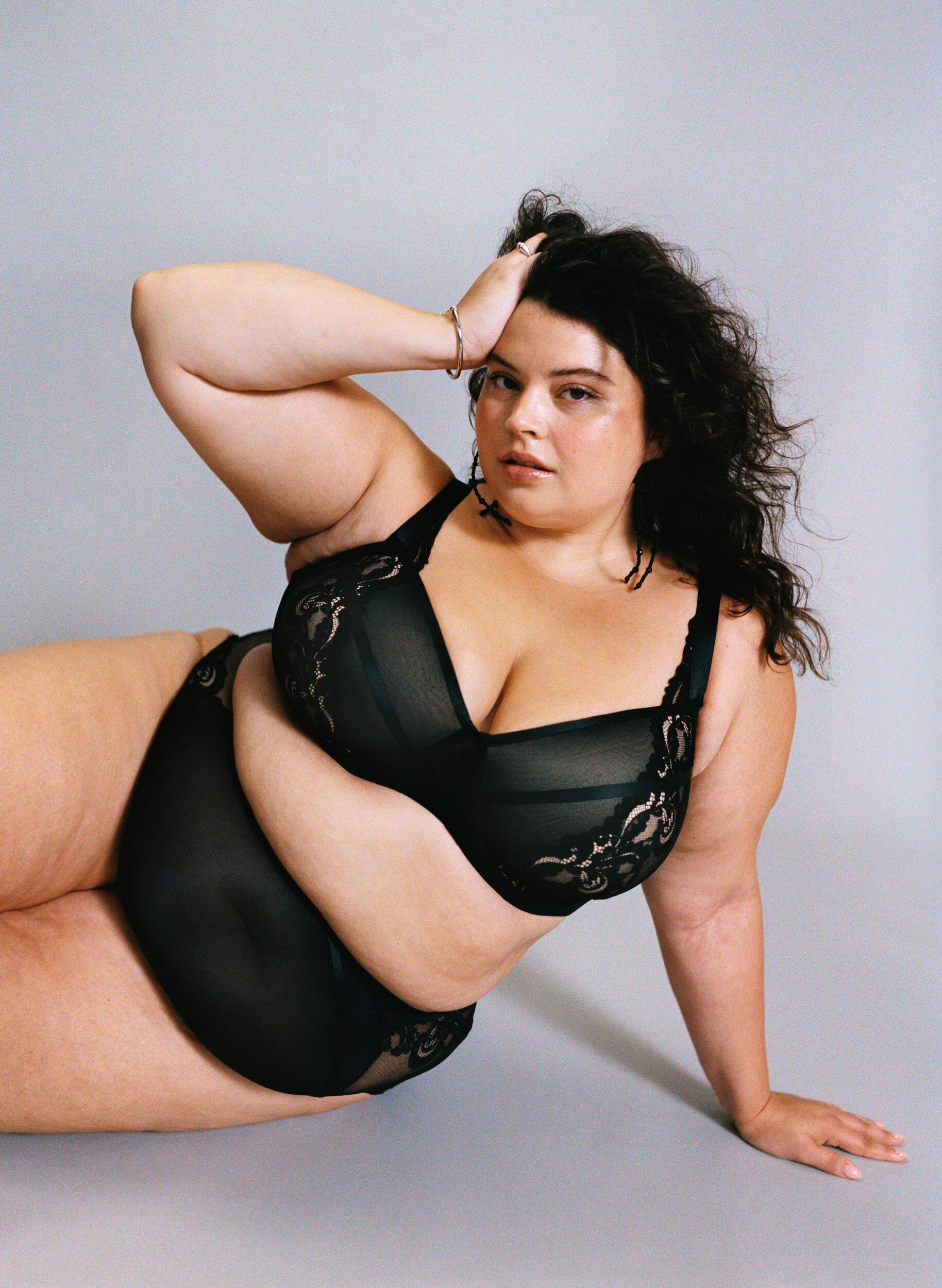 ZizziSoutien-gorge moul&eacute; &agrave; armatures avec dentelle florale, Noir, Image image number 0