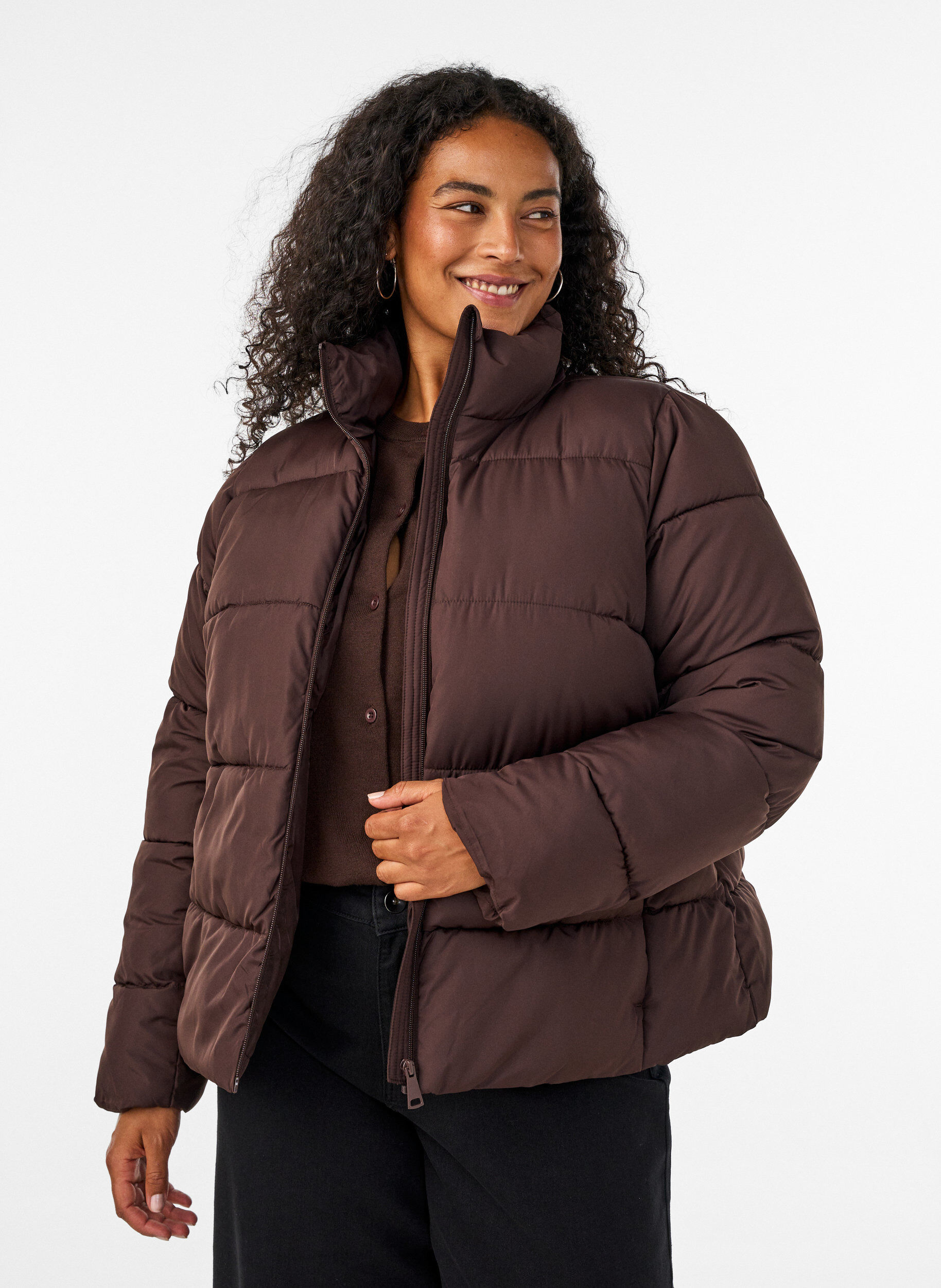 Doudoune courte avec col montant, Marron, Model