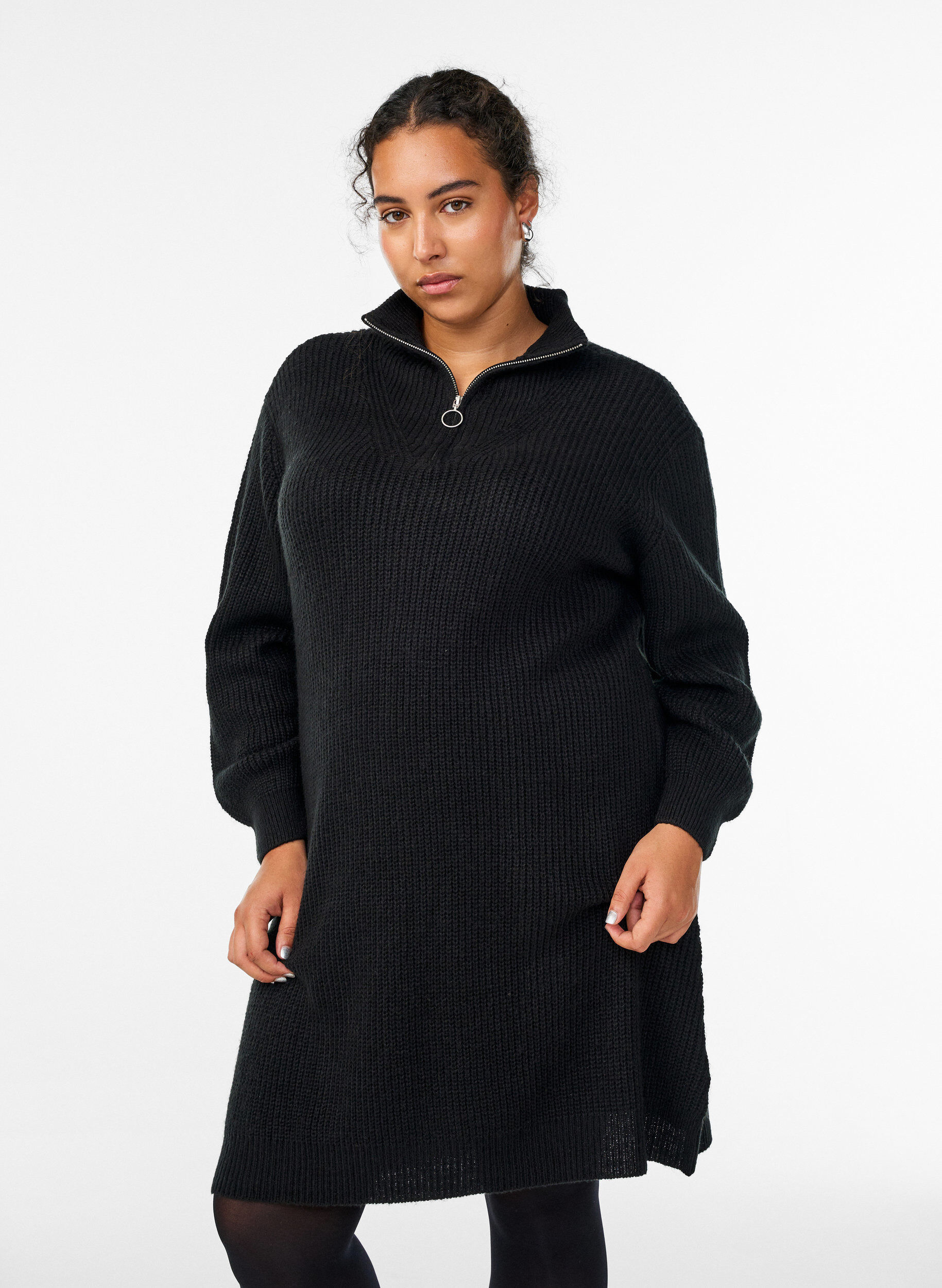 FLASH - Robe courte en maille avec col montant, Noir, Model