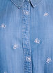 Chemise en lyocell aspect denim avec broderies florales, Bleu Clair, Packshot image number 2