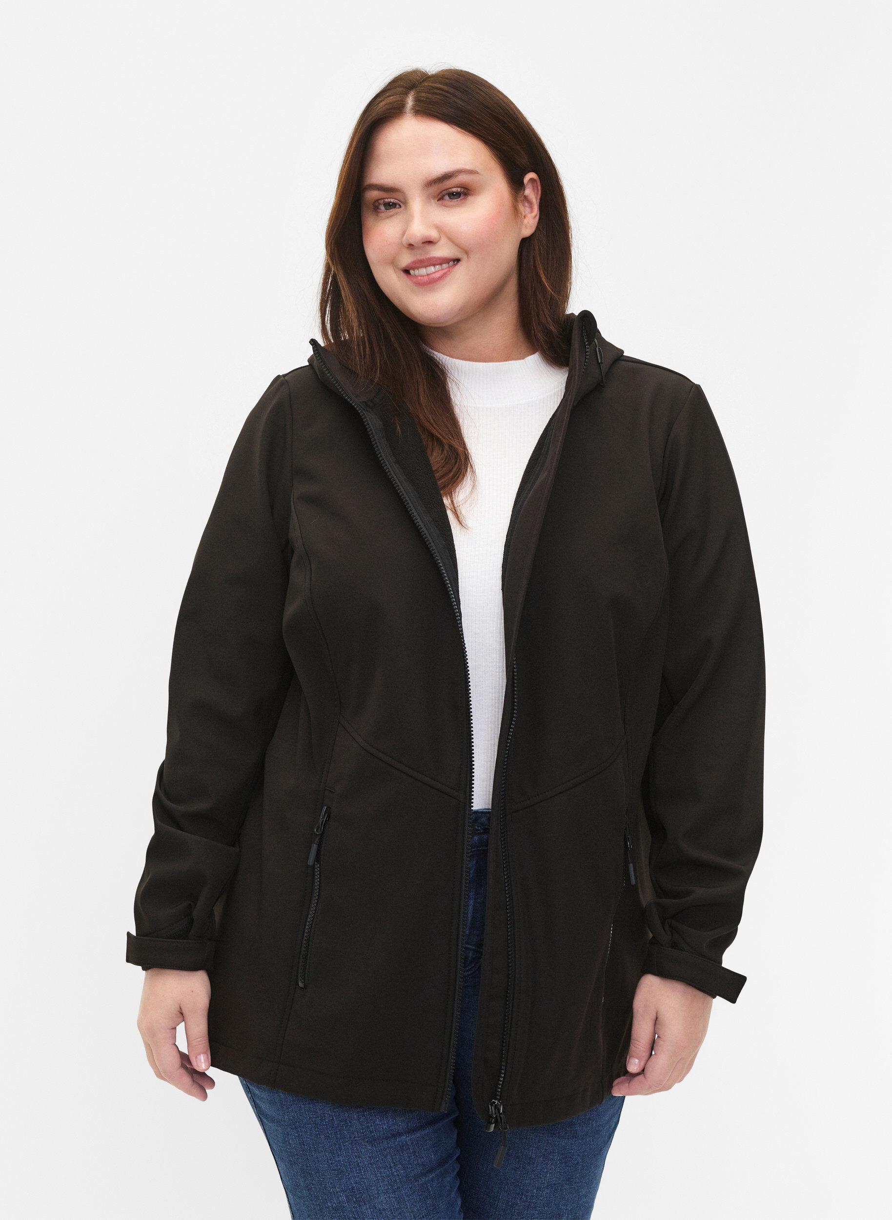 Zizzi  Veste softshell courte avec des poches, Black, Model image number 0
