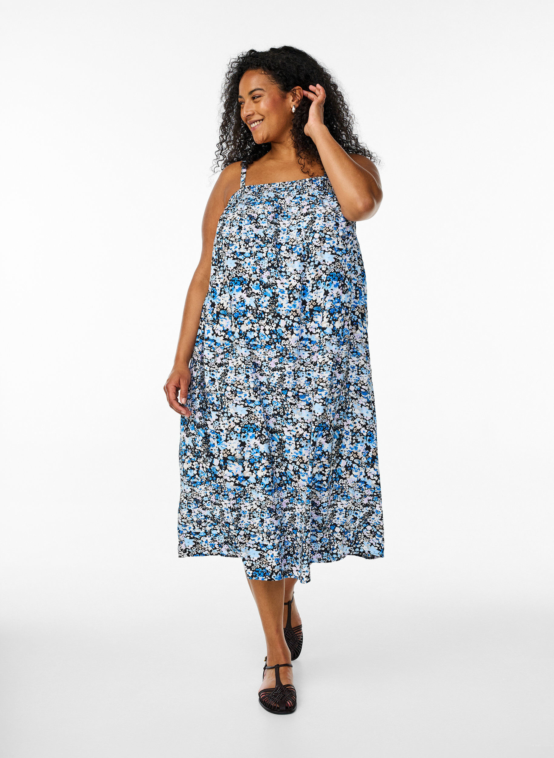 Nuisette en viscose, Noir, Model