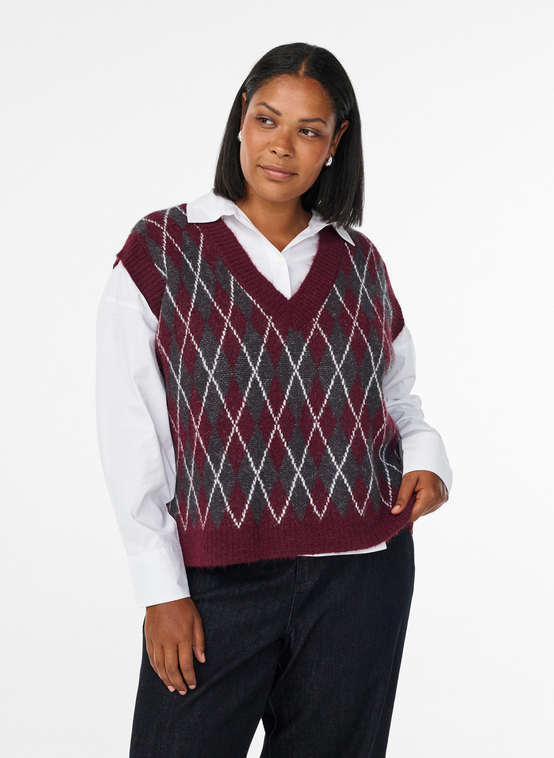 Gilet en maille avec un col en V et un motif argyle, Bordeaux, Model