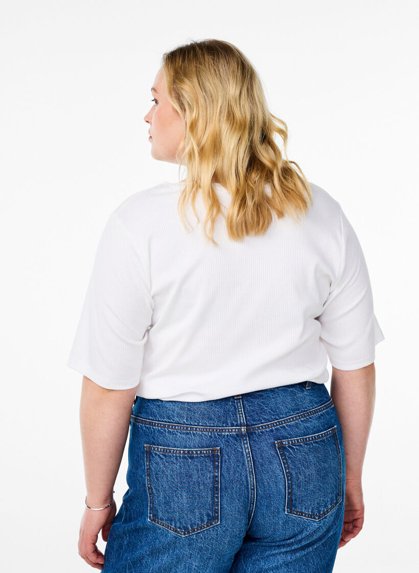 Chemisier en jersey c&ocirc;tel&eacute; &agrave; manches courtes, Blanc, Model image number 2