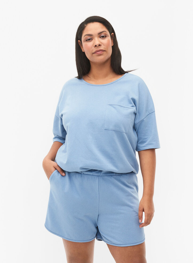 Short de couleur unie avec poches, Faded Denim, Model image number 0