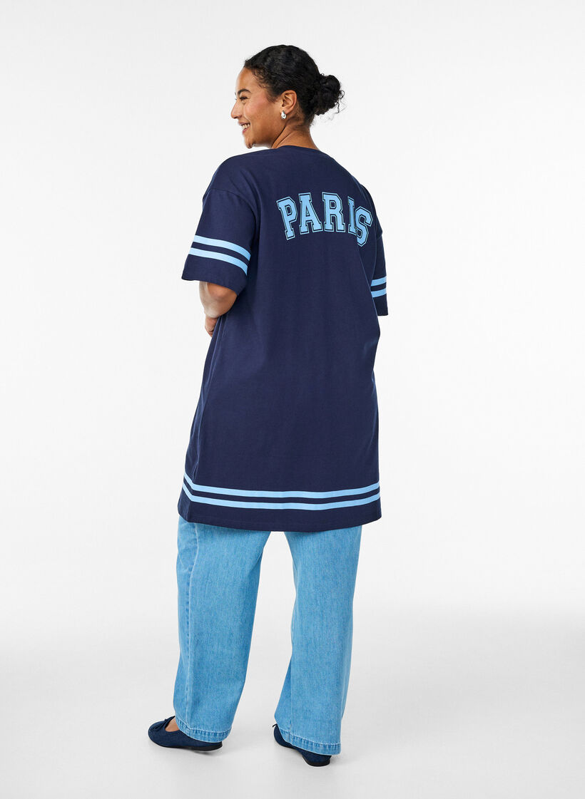 Robe T-shirt courte avec d&eacute;tails sport, Bleu, Model image number 2
