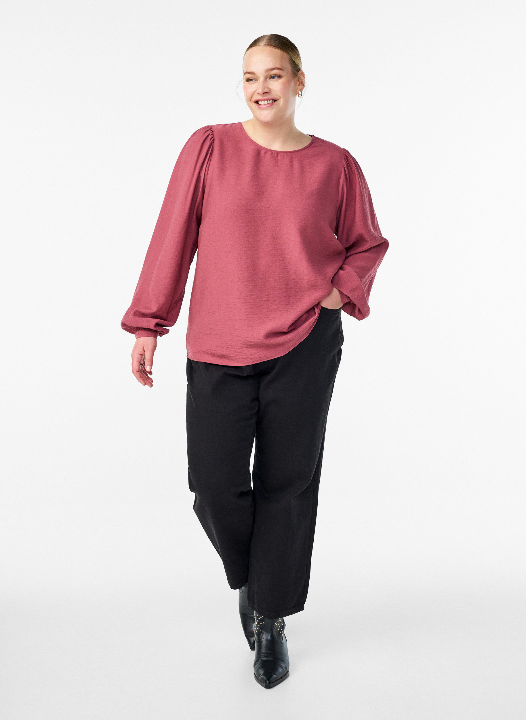 Zizzi Blouse en viscose &agrave; manches longues, Rose, Model image number 1