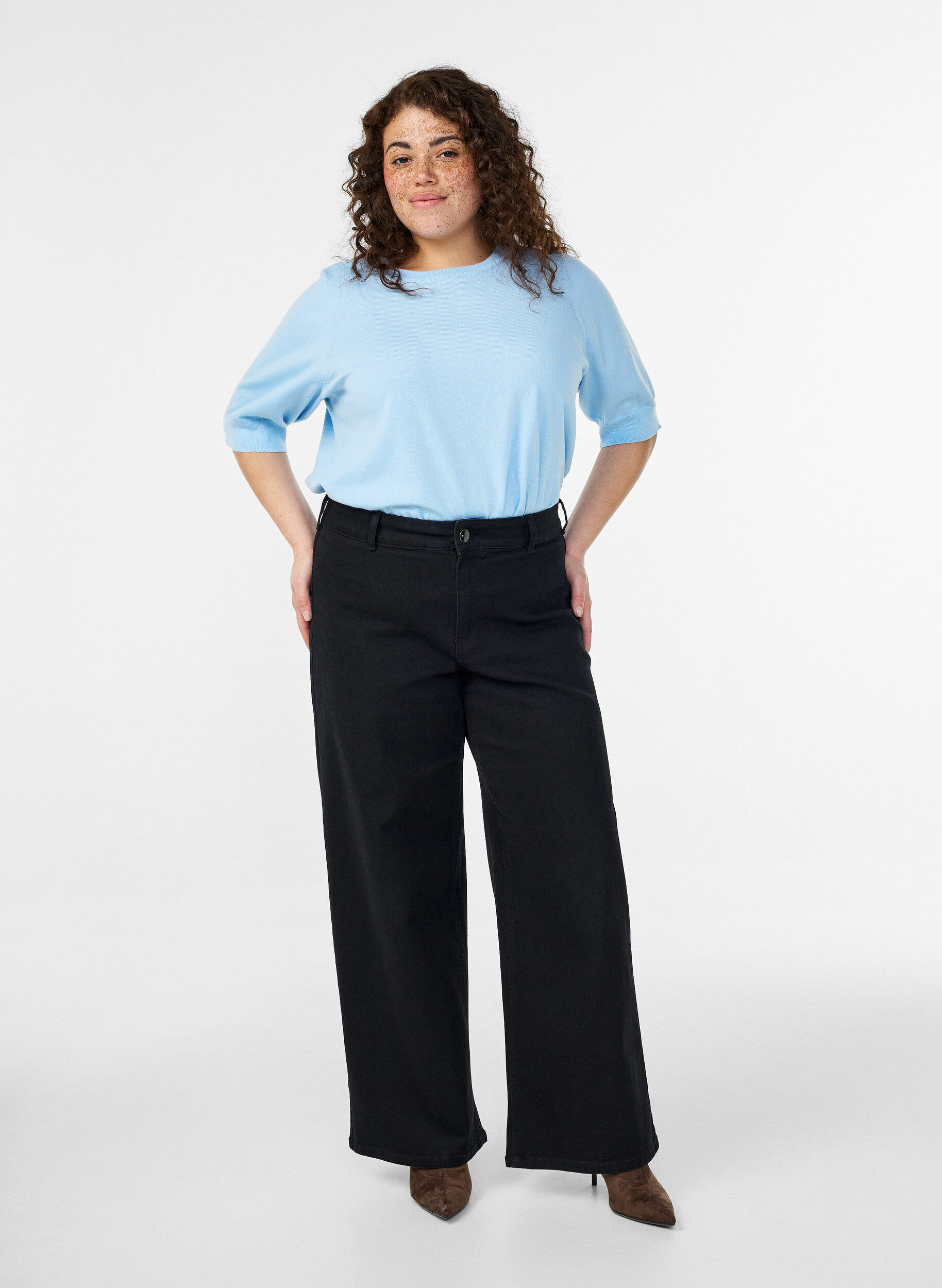 ZizziBlouse en fine maille &agrave; manches courtes, Bleu Clair, Model image number 1