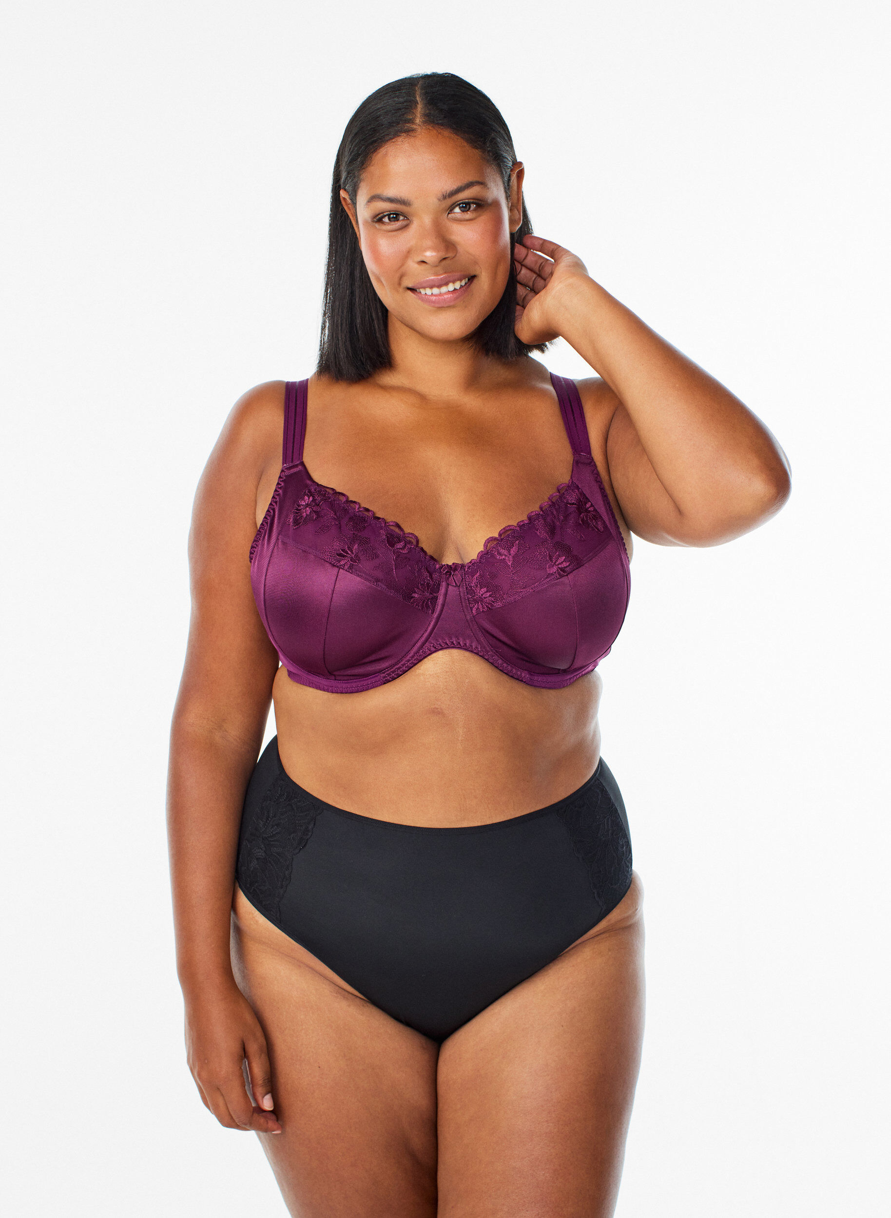 Zizzi Soutien-gorge embo&icirc;tant grand maintien avec d&eacute;tails en dentelle, Violet, Model image number 1