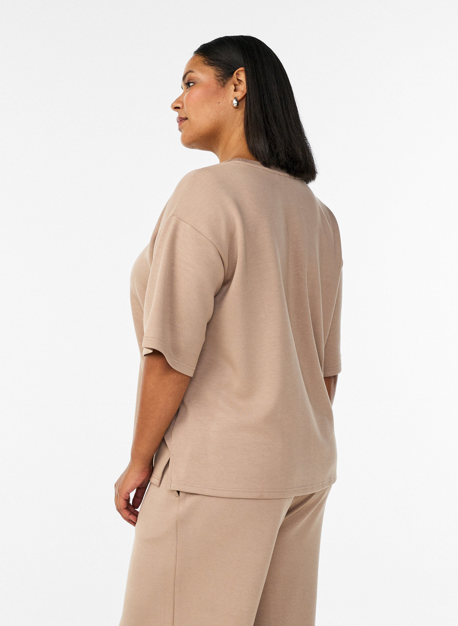 Zizzi Pantalon d'int&eacute;rieur taille haute &agrave; jambes droites, Beige, Model image number 1