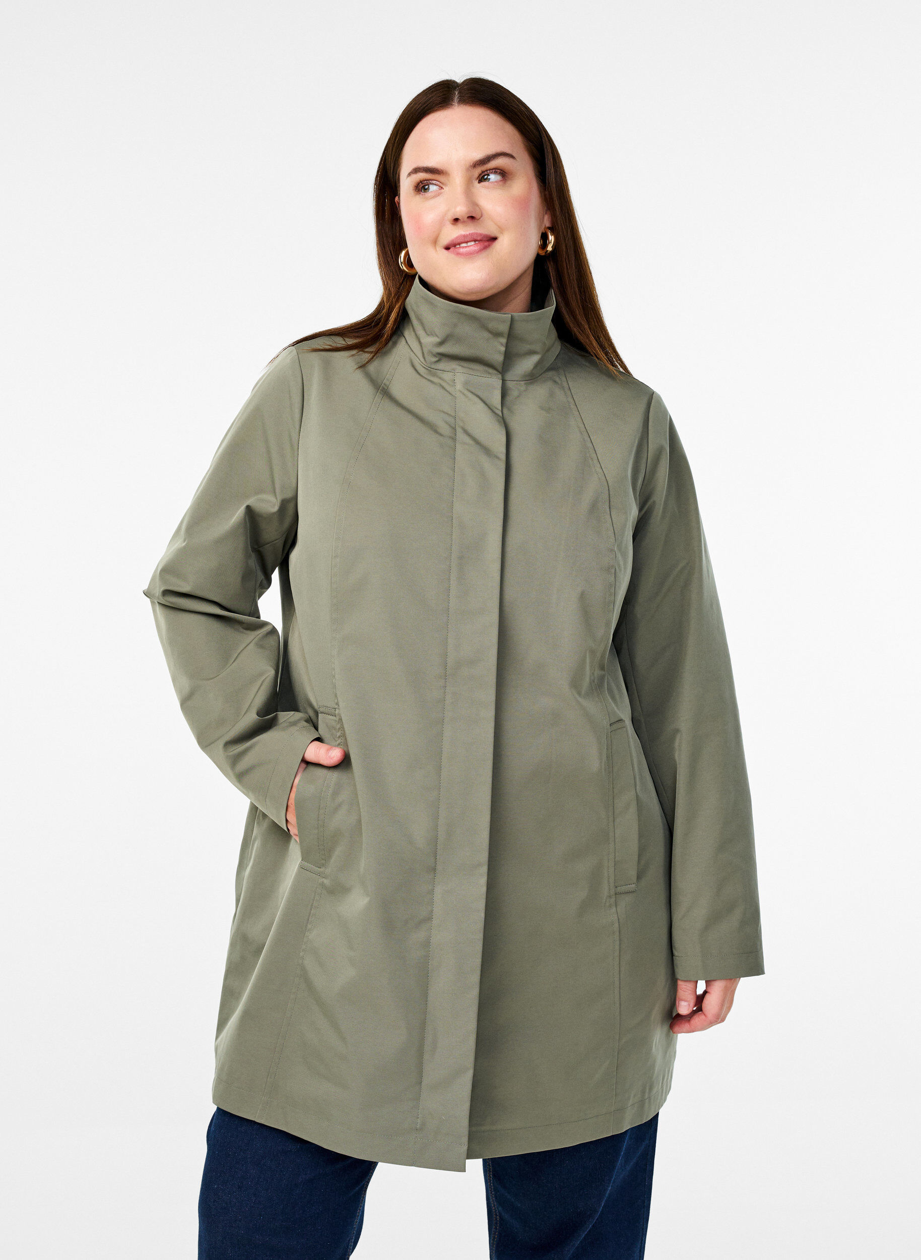 Zizzi Veste avec poches et col montant, Vert fonc&eacute;, Model image number 0