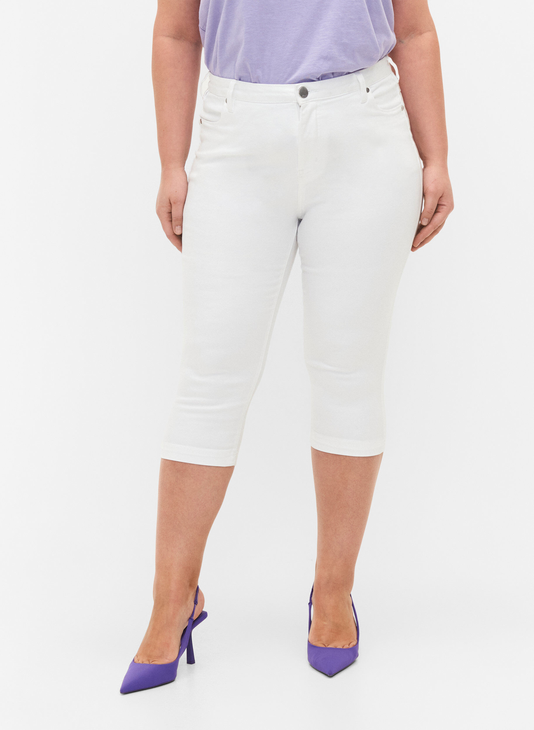 Zizzi Jean capri Amy &agrave; taille haute et coupe super slim, Blanc, Model image number 3