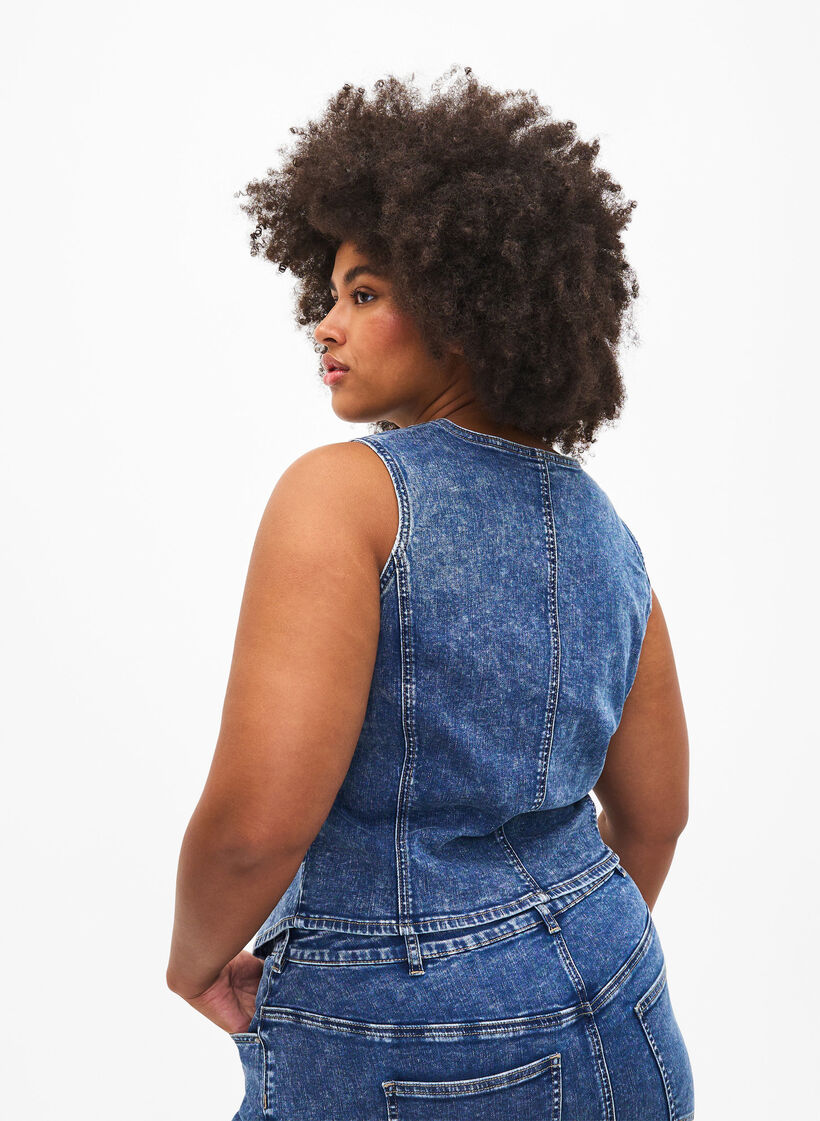 Gilet slim fit en jean avec des boutons, Blue Denim, Model image number 1