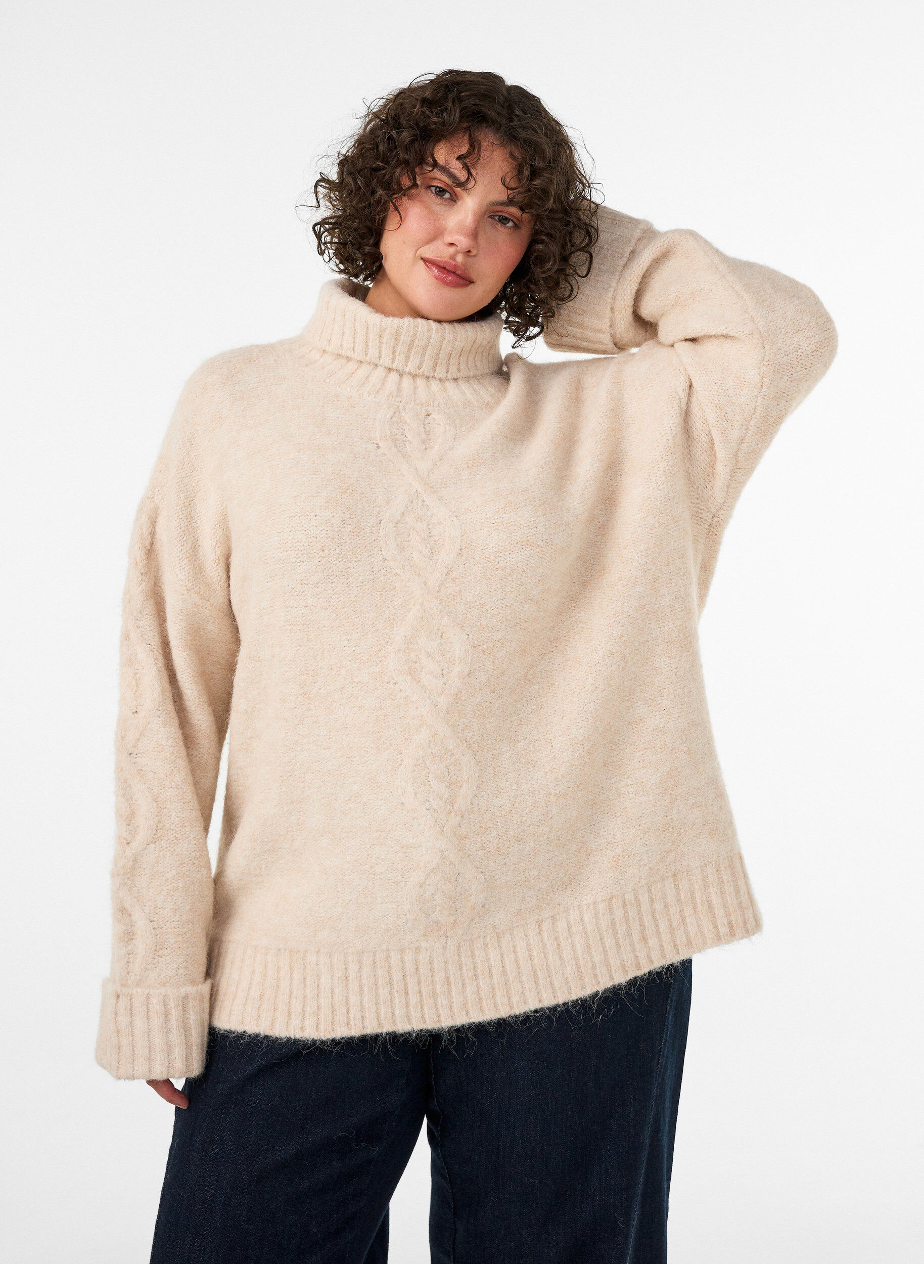ZizziPull &agrave; col roul&eacute; et torsades, Vanille, Model image number 0