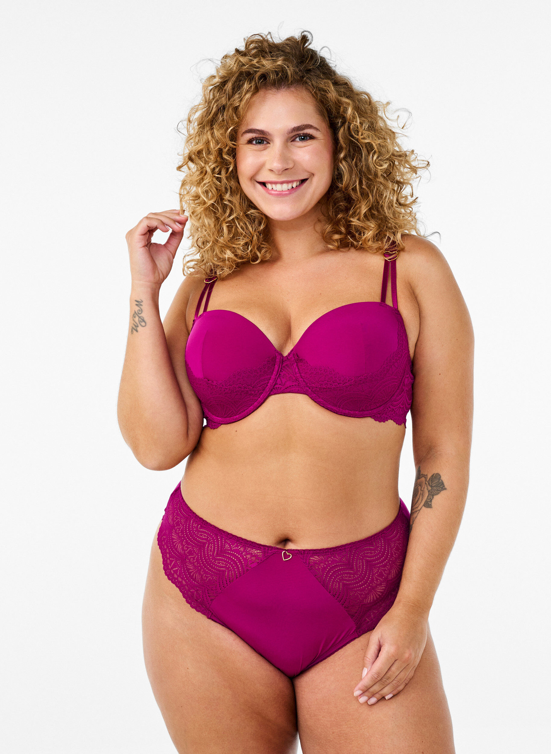 Zizzi String en microfibre avec dentelle, Boysenberry, Model image number 0