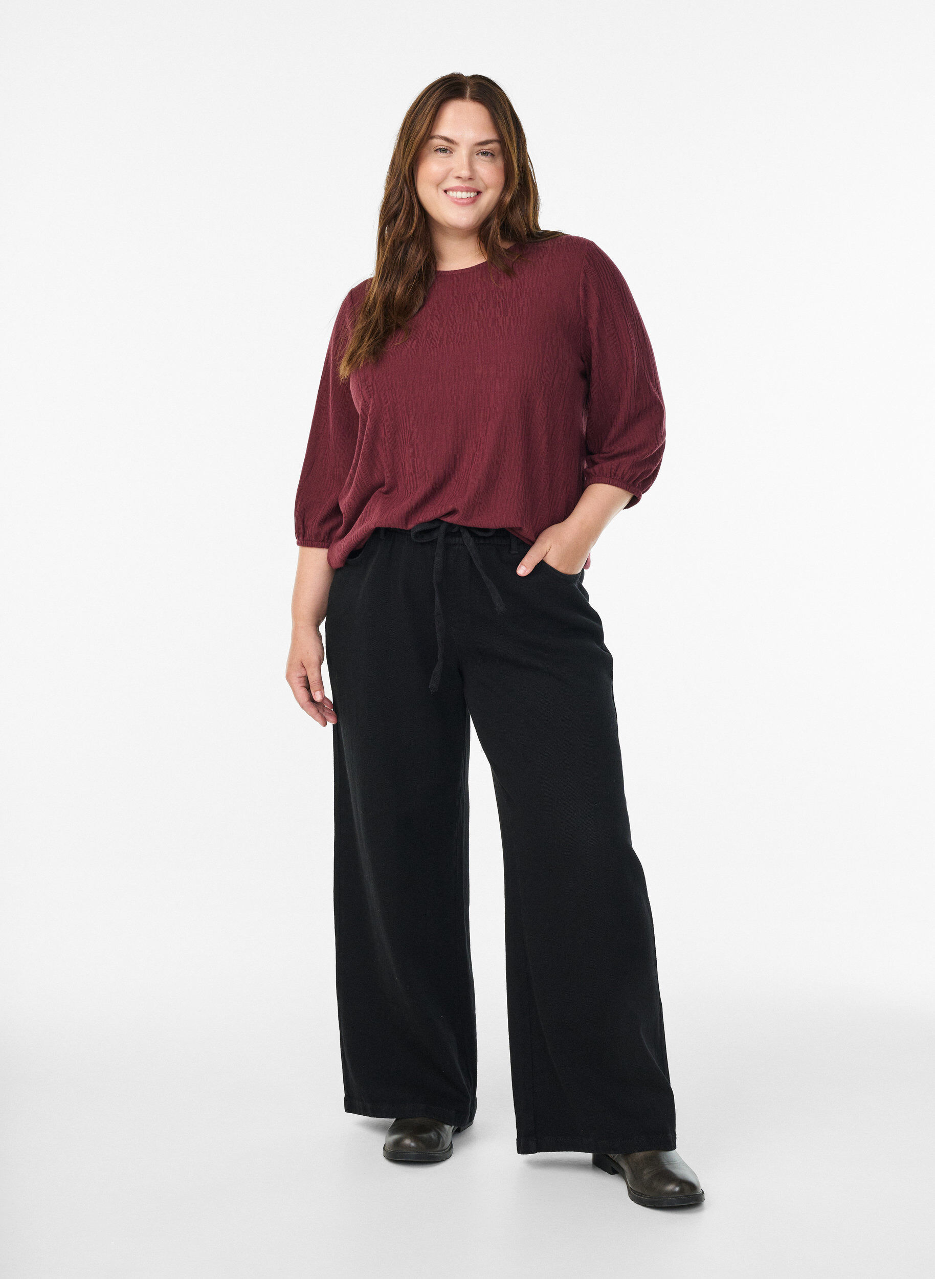 Zizzi Chemisier &agrave; texture et manches 3/4, Bordeaux, Model image number 1