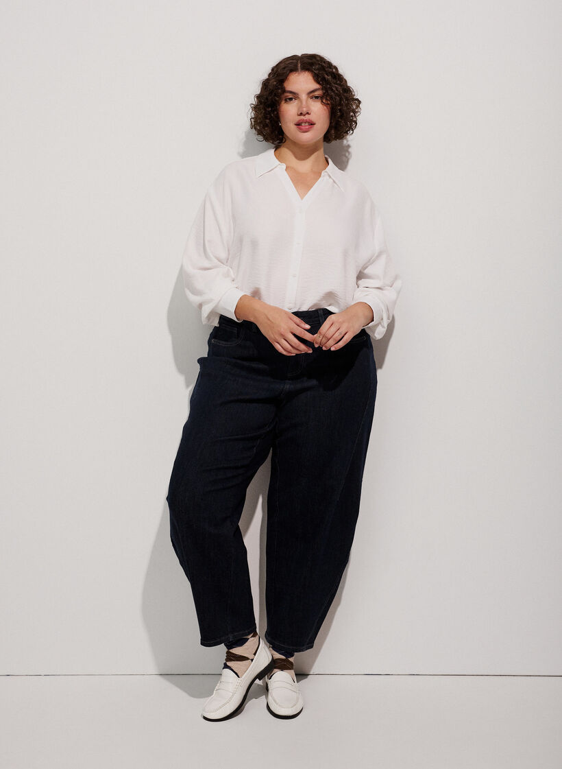 Chemise ample avec col en V, Blanc, Model image number 1
