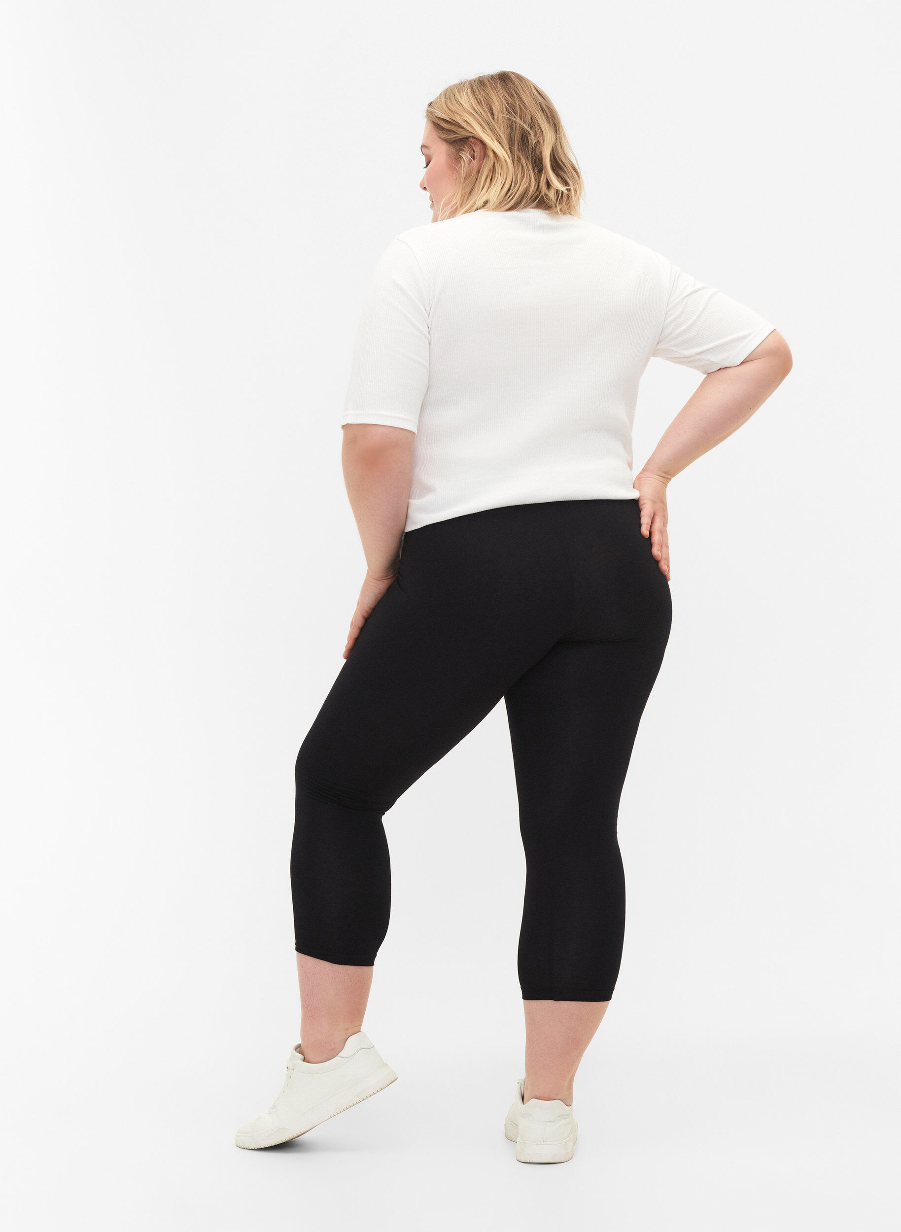 ZizziLeggings basiques longueur 3/4 en viscose, Noir, Model image number 2