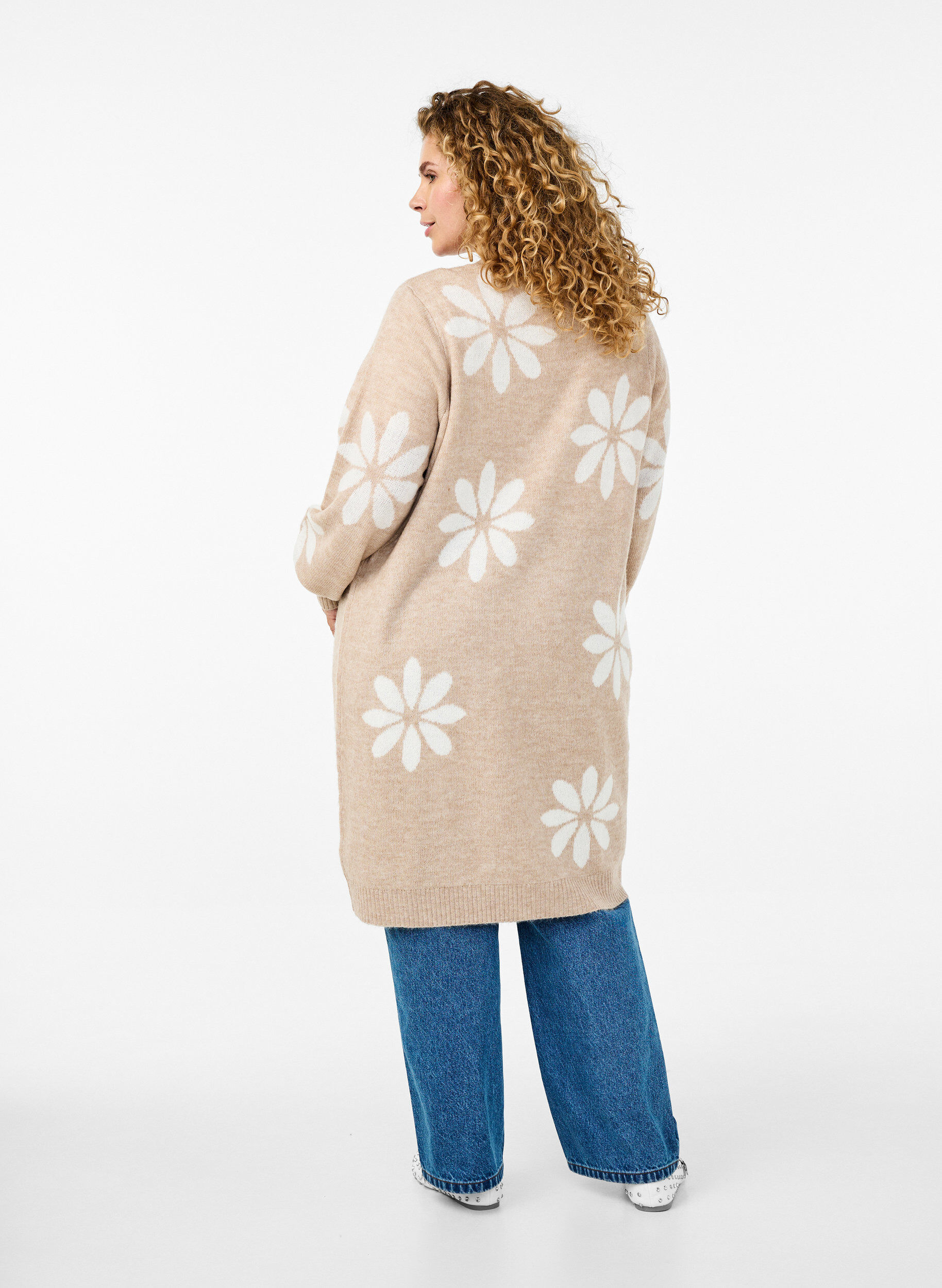 Zizzi Cardigan long en maille avec des fleurs, Simply Taupe Comb, Model image number 1