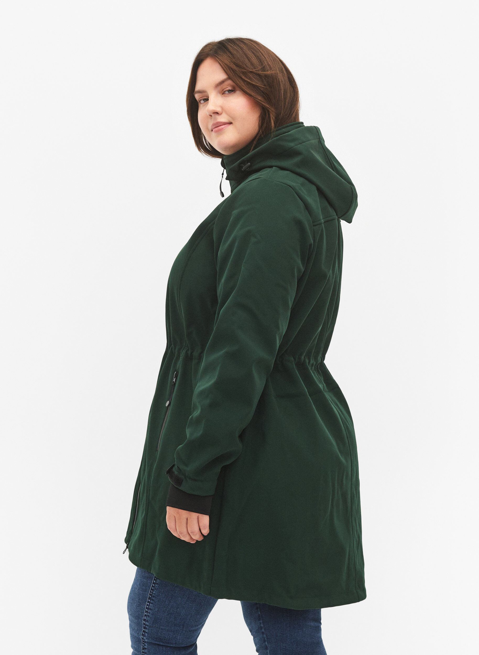 Zizzi Veste softshell avec capuche amovible, Vert fonc&eacute;, Model image number 2