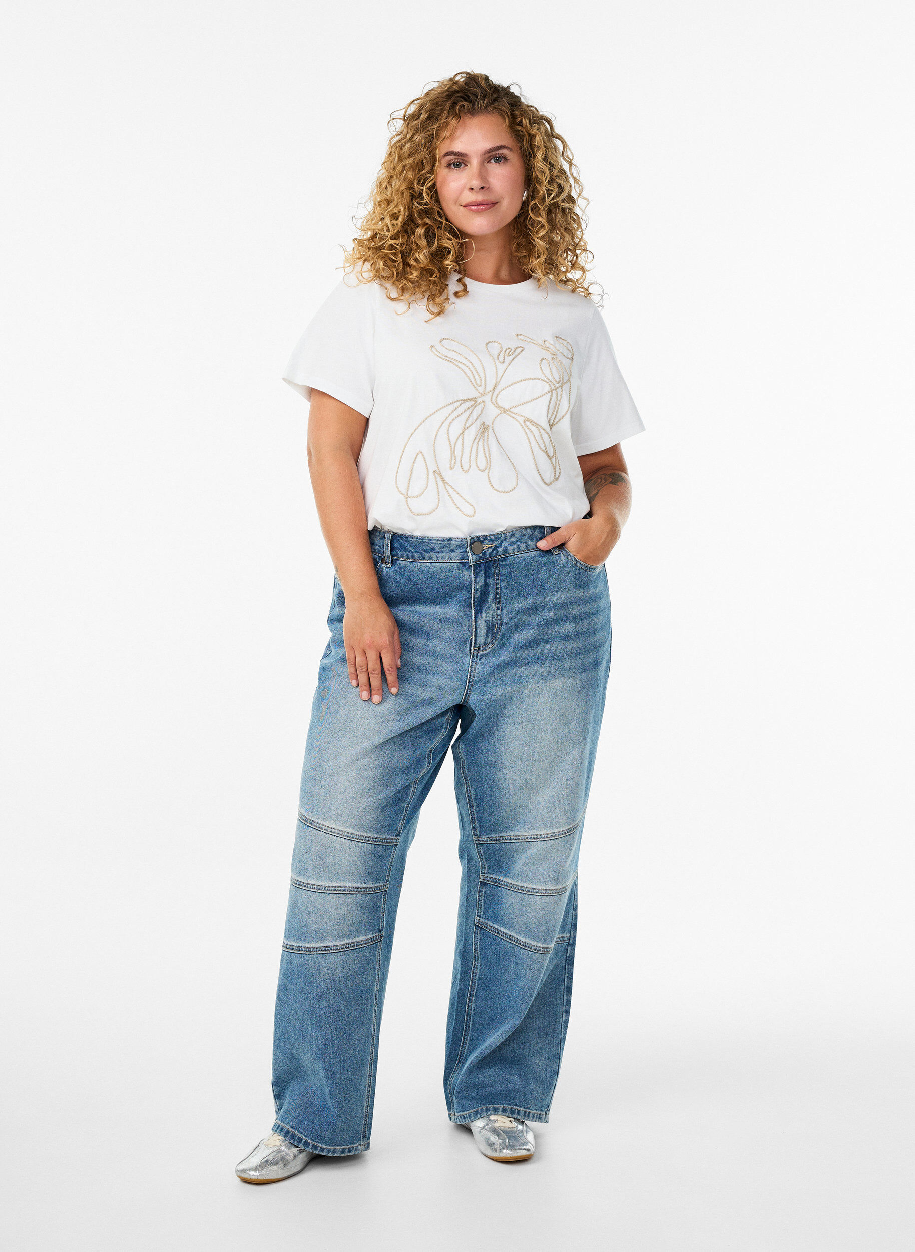 Zizzi T-shirt en coton bio avec cordon de serrage, Blanc, Model image number 1