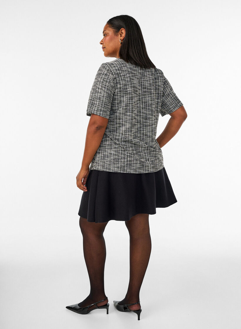 Blouse avec d&eacute;tail boutonn&eacute;, Vanille, Model image number 2