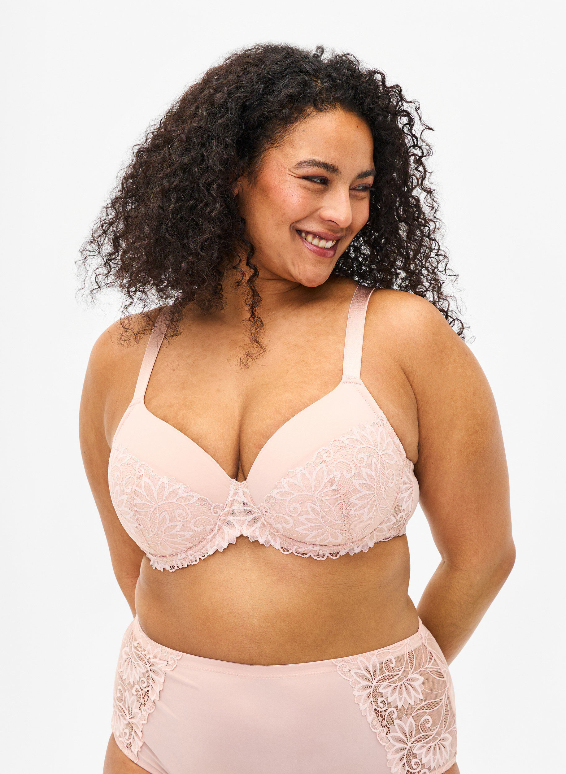 Zizzi Soutien-gorge en dentelle avec armatures et rembourrage, Pink Tint, Model image number 0