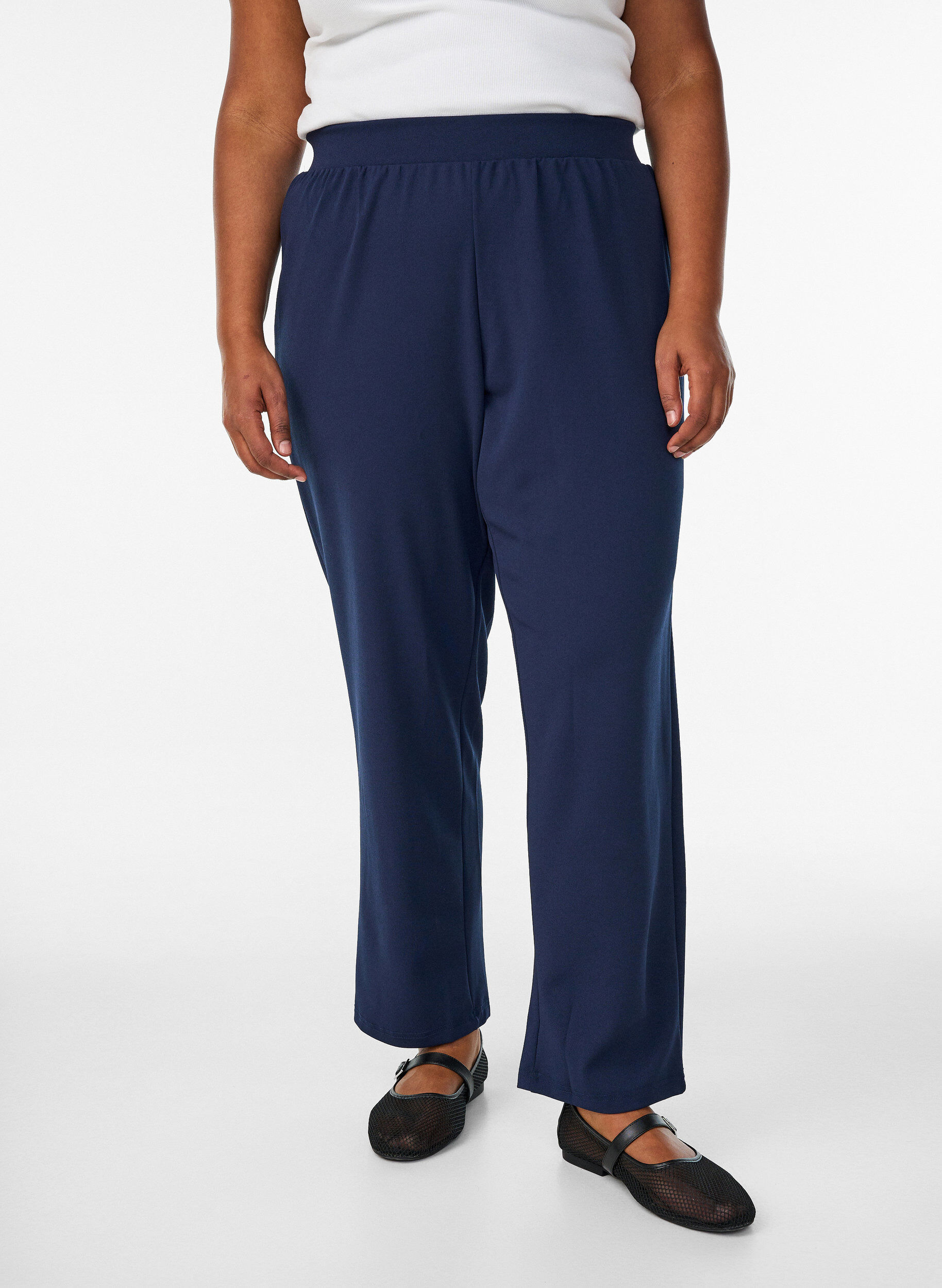 ZizziPantalon &agrave; coupe droite, Bleu, Model image number 3