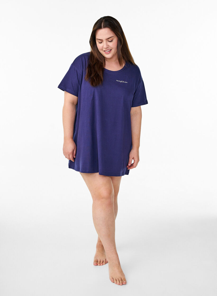 T-shirt de nuit long en coton bio avec imprim&eacute;, Bleu, Model image number 1