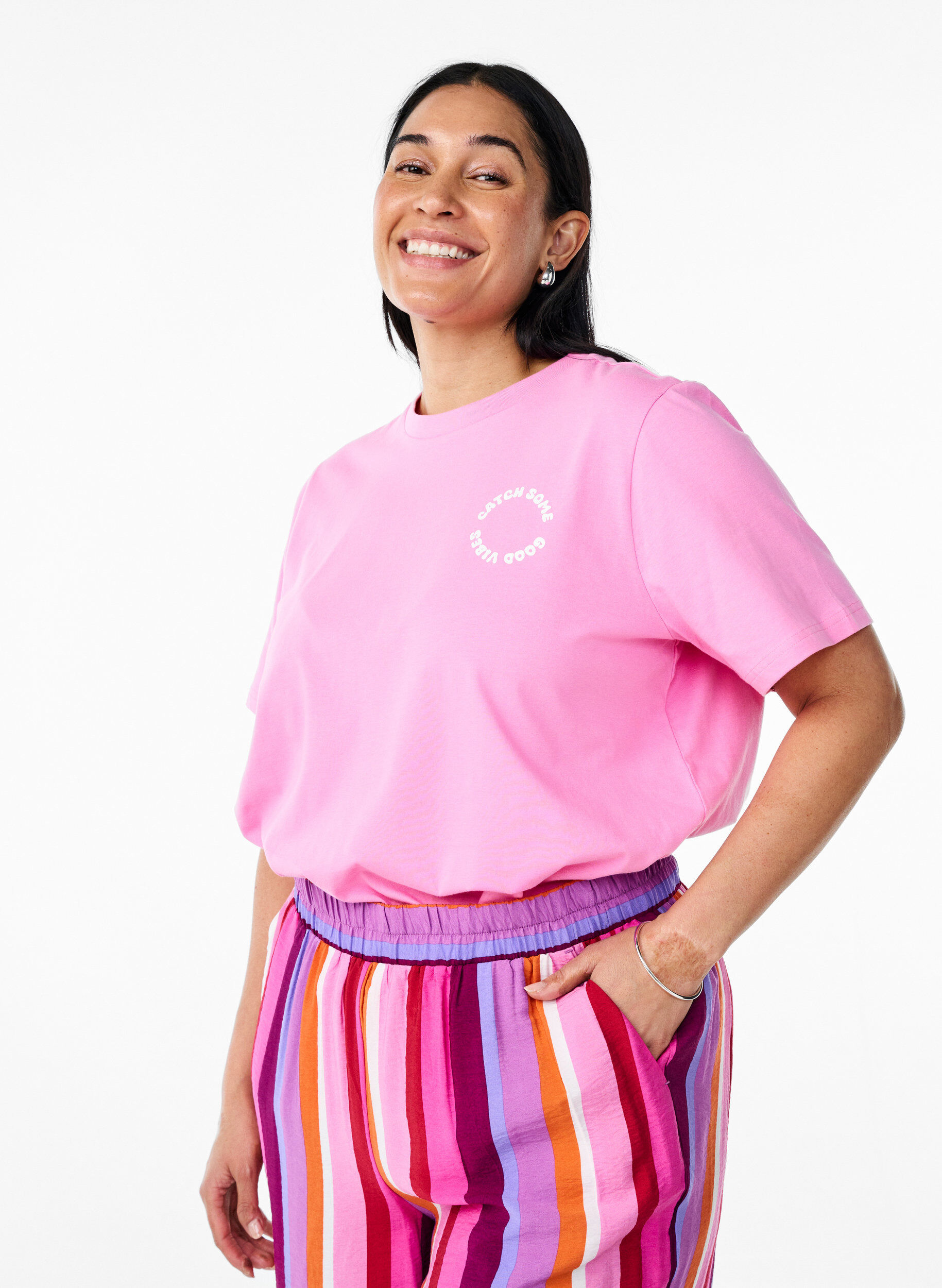 Zizzi T-shirt en coton biologique avec motif d'agrumes, Rose, Model image number 2