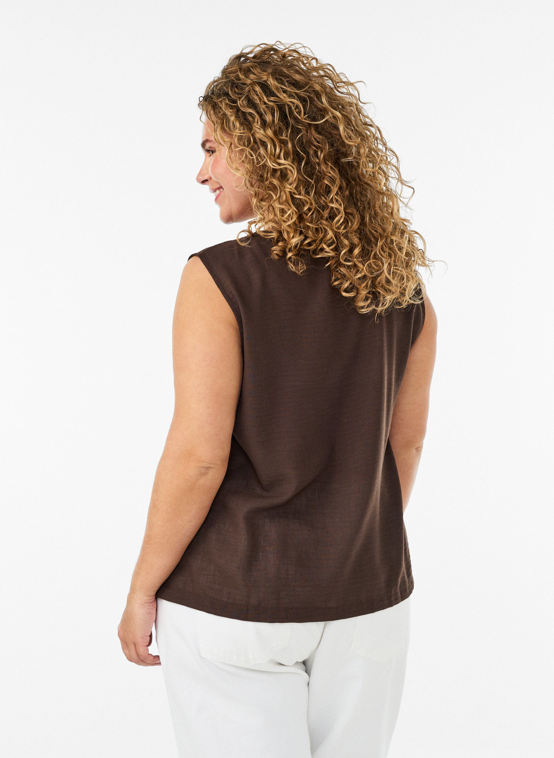 ZizziGilet sans manches avec col en V et boutons, Marron, Model image number 2