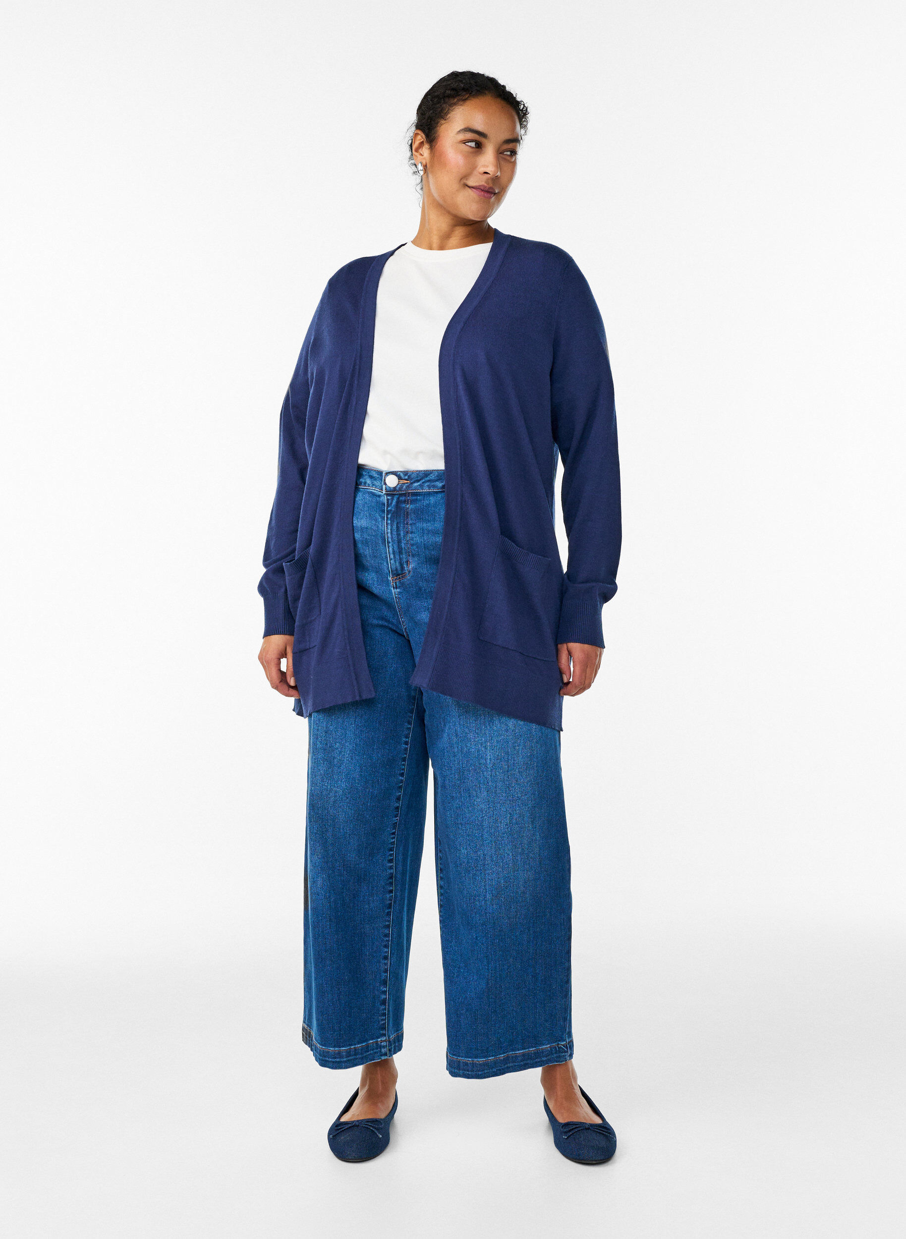 Zizzi Cardigan long en maille ouvert avec poches, Bleu, Model image number 1