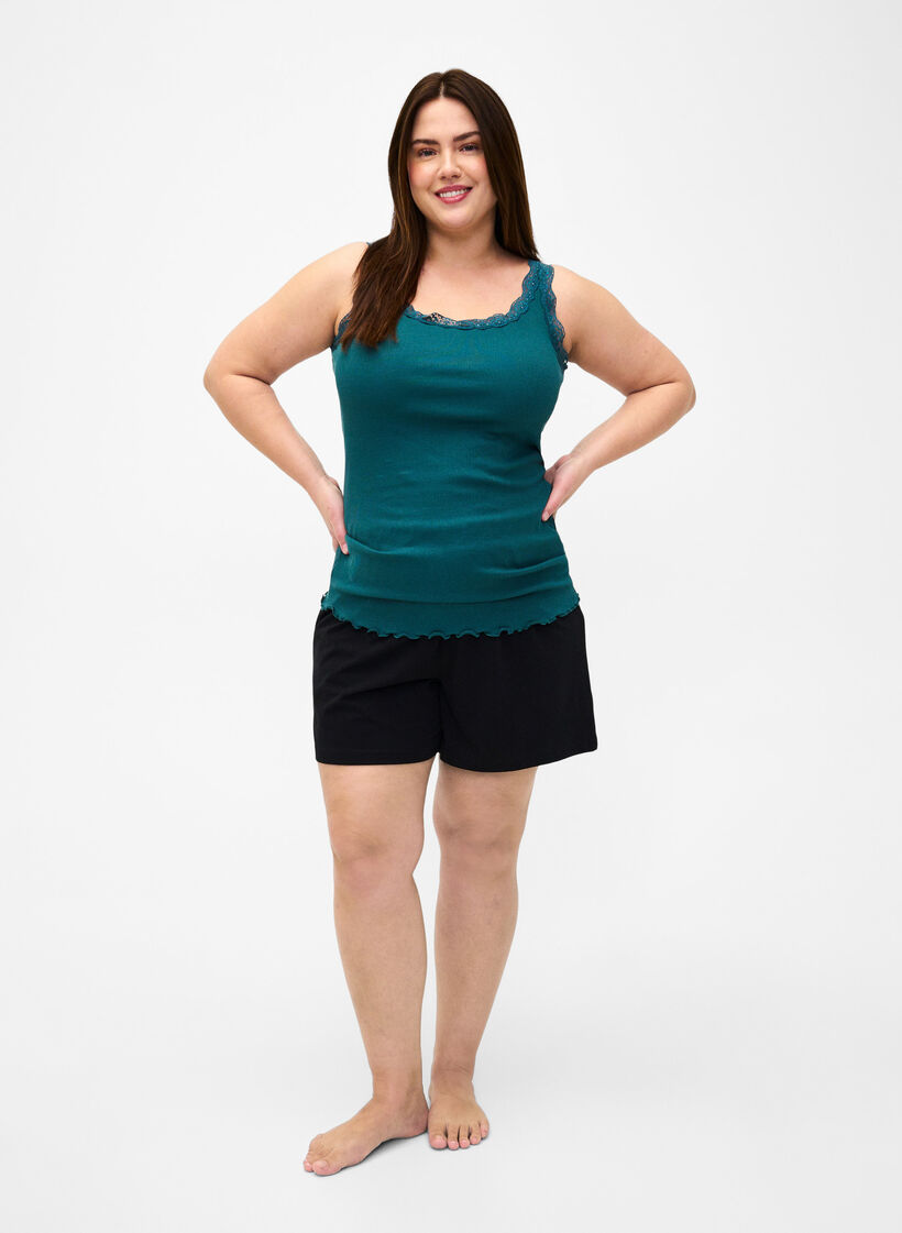 Haut avec bordure en dentelle, Vert, Model image number 1