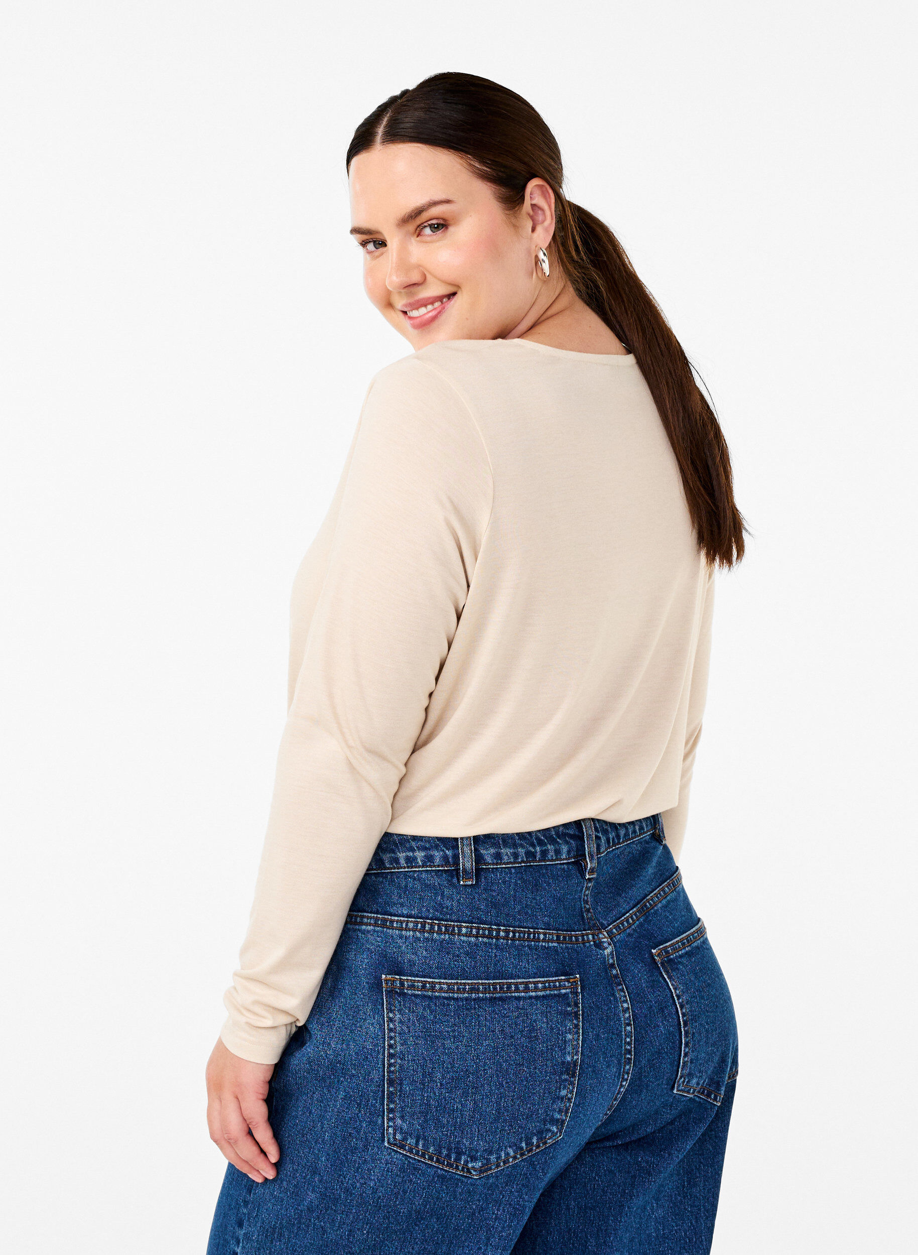 Zizzi T-shirt &agrave; manches longues et &agrave; col rond, Oatmeal Mel., Model image number 1