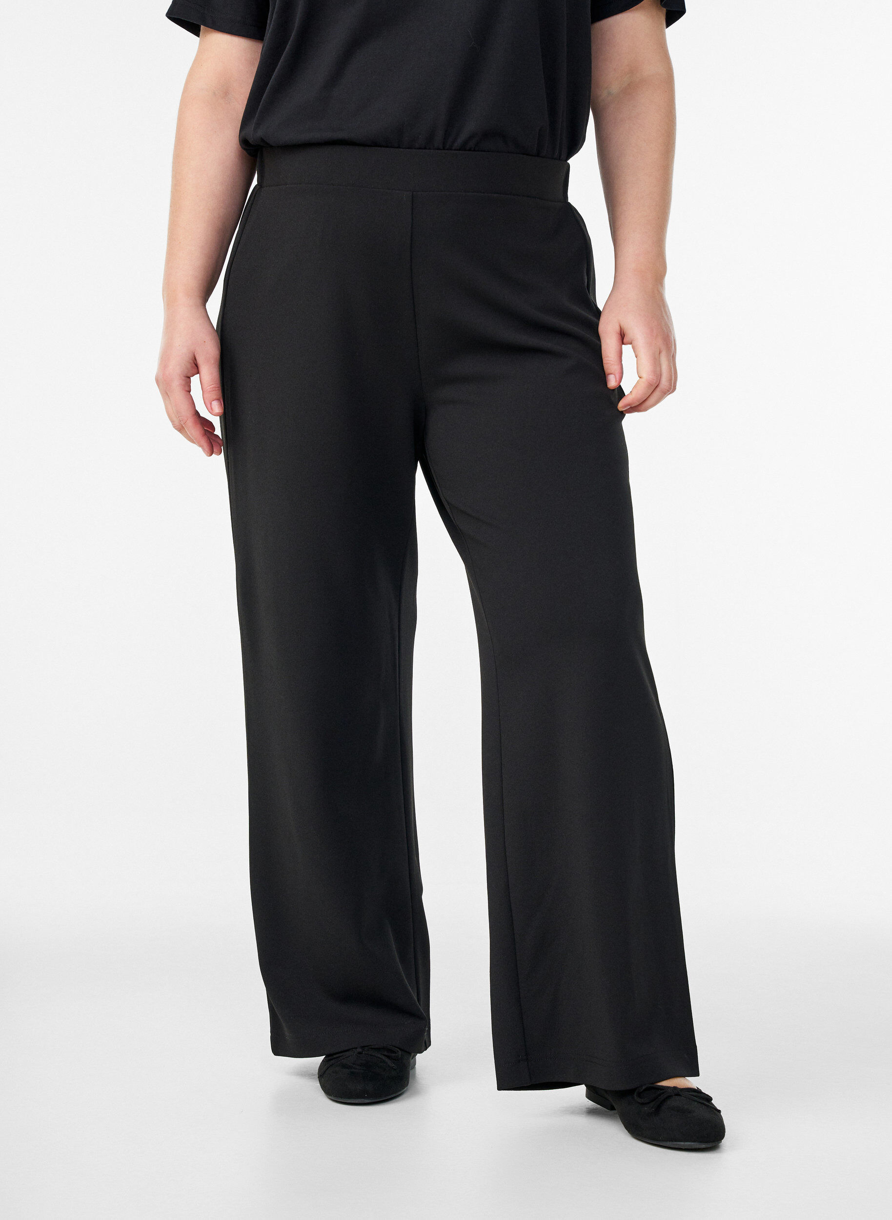 Zizzi FLASH - Pantalon ample, Noir, Model image number 3
