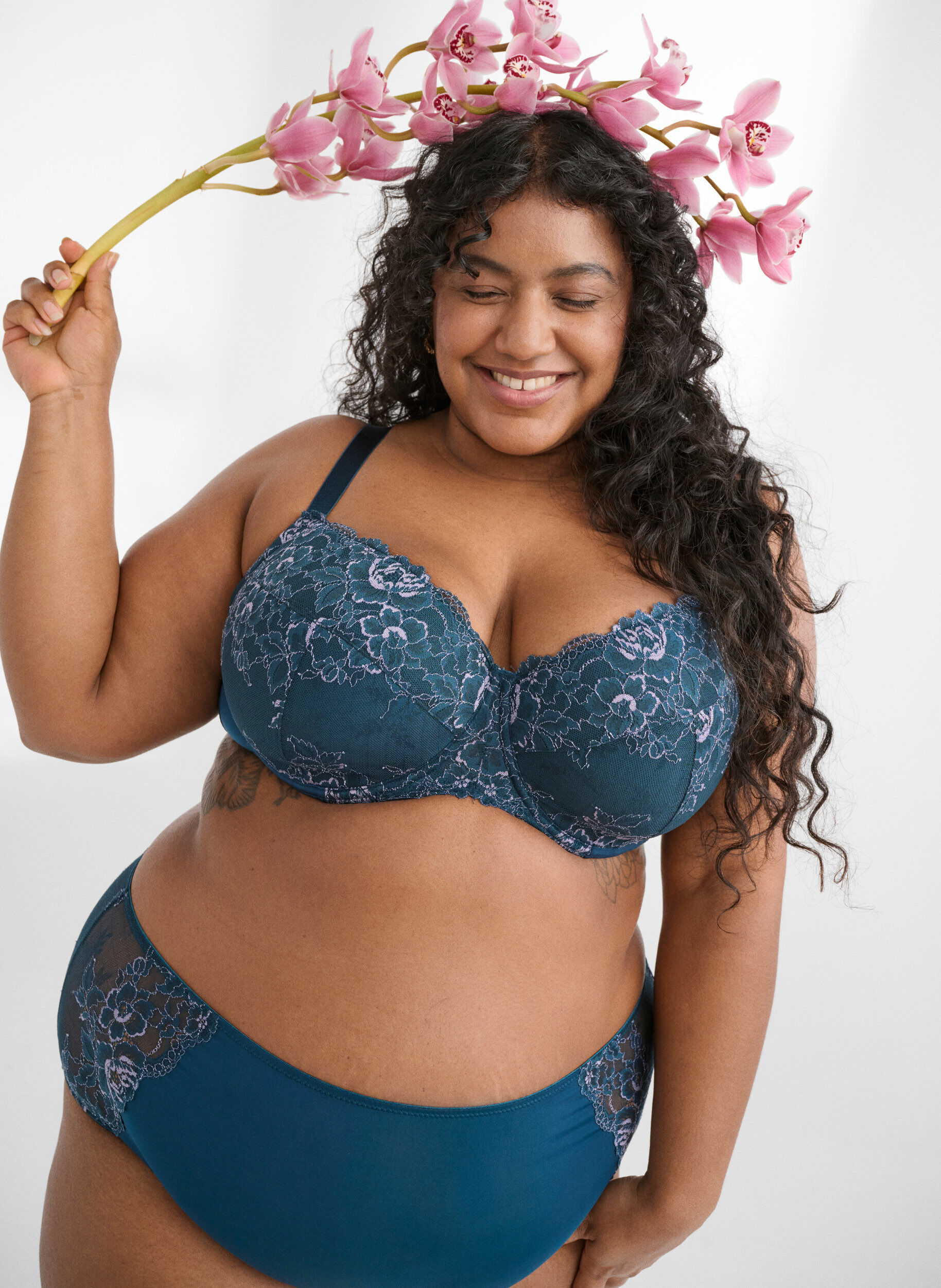 Zizzi Culottes en microfibre avec de la dentelle et une taille classique, Bleu, Image image number 0