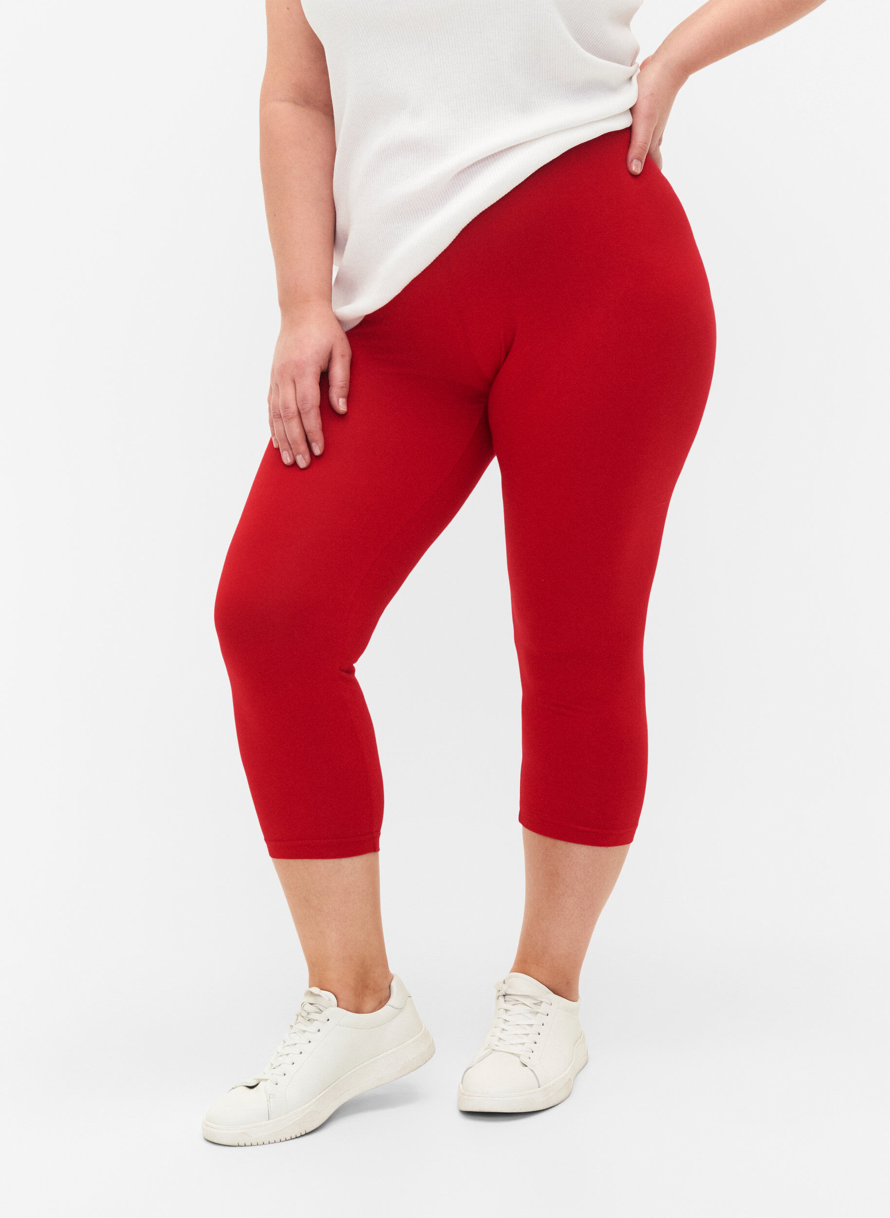 Leggings basiques longueur 3/4 en viscose, Rouge, Model