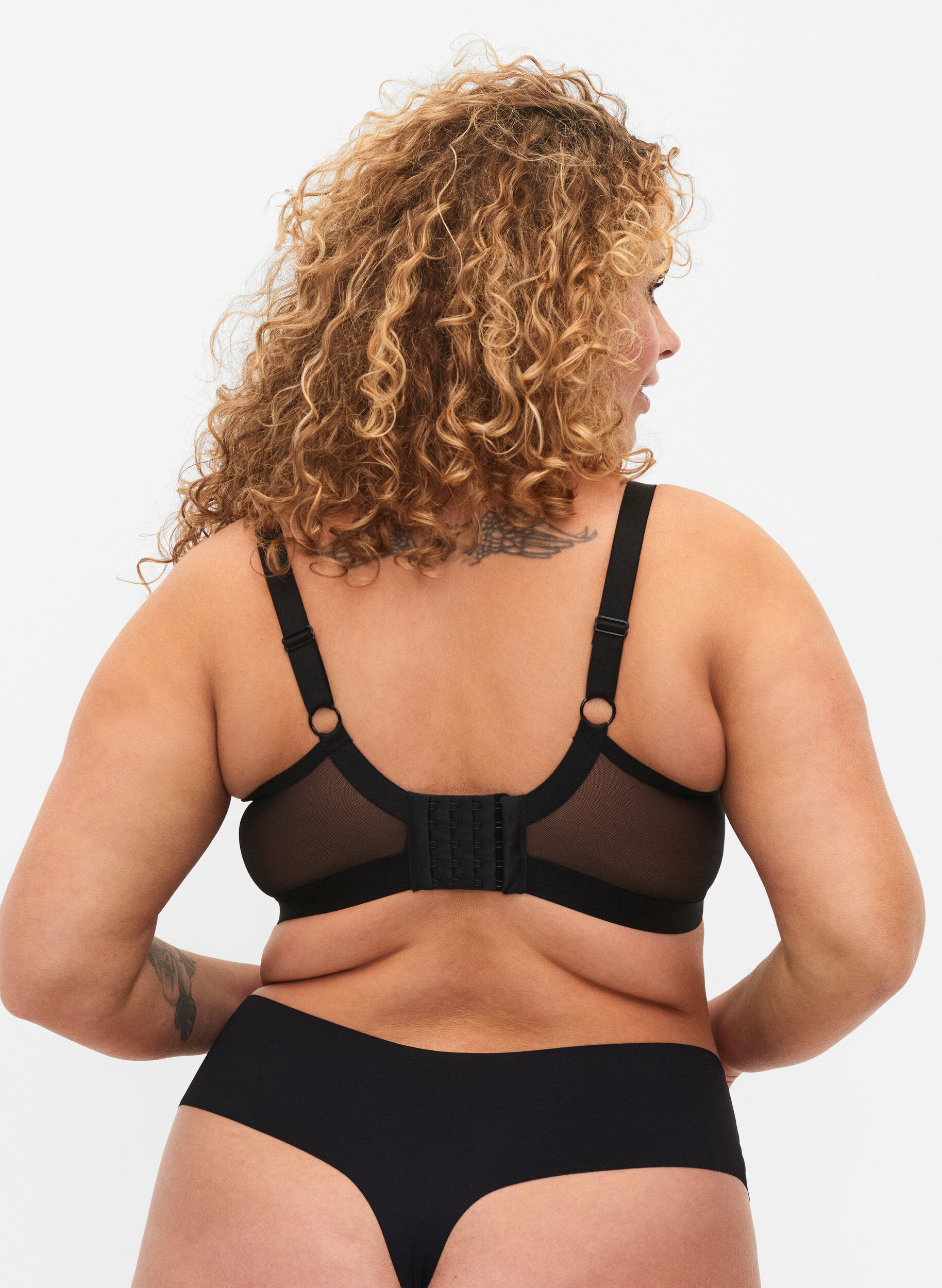 Zizzi Soutien-gorge en maille avec d&eacute;tail, Black, Model image number 1