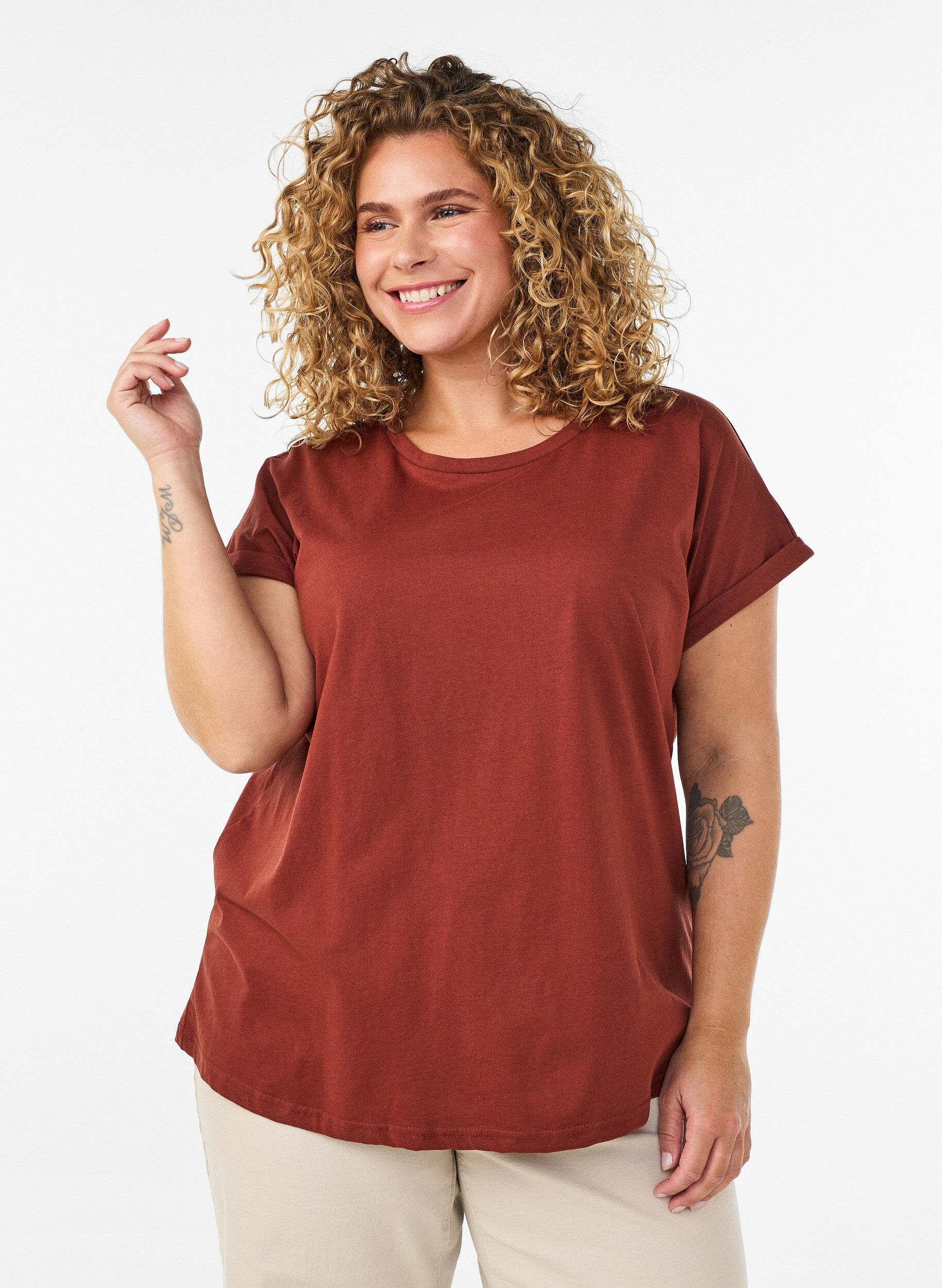 T-shirt &agrave; manches courtes en coton m&eacute;lang&eacute;, Bordeaux, Model
