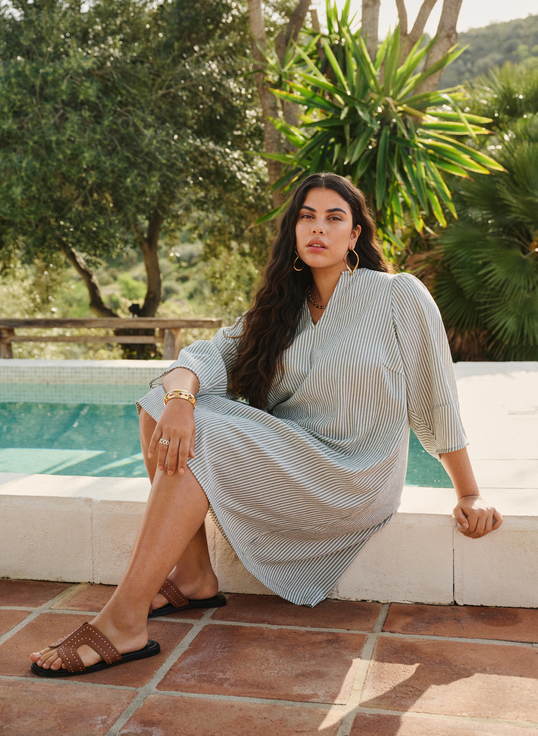 Zizzi Robe ray&eacute;e &agrave; manches 3/4, Green Stripe, Image image number 0