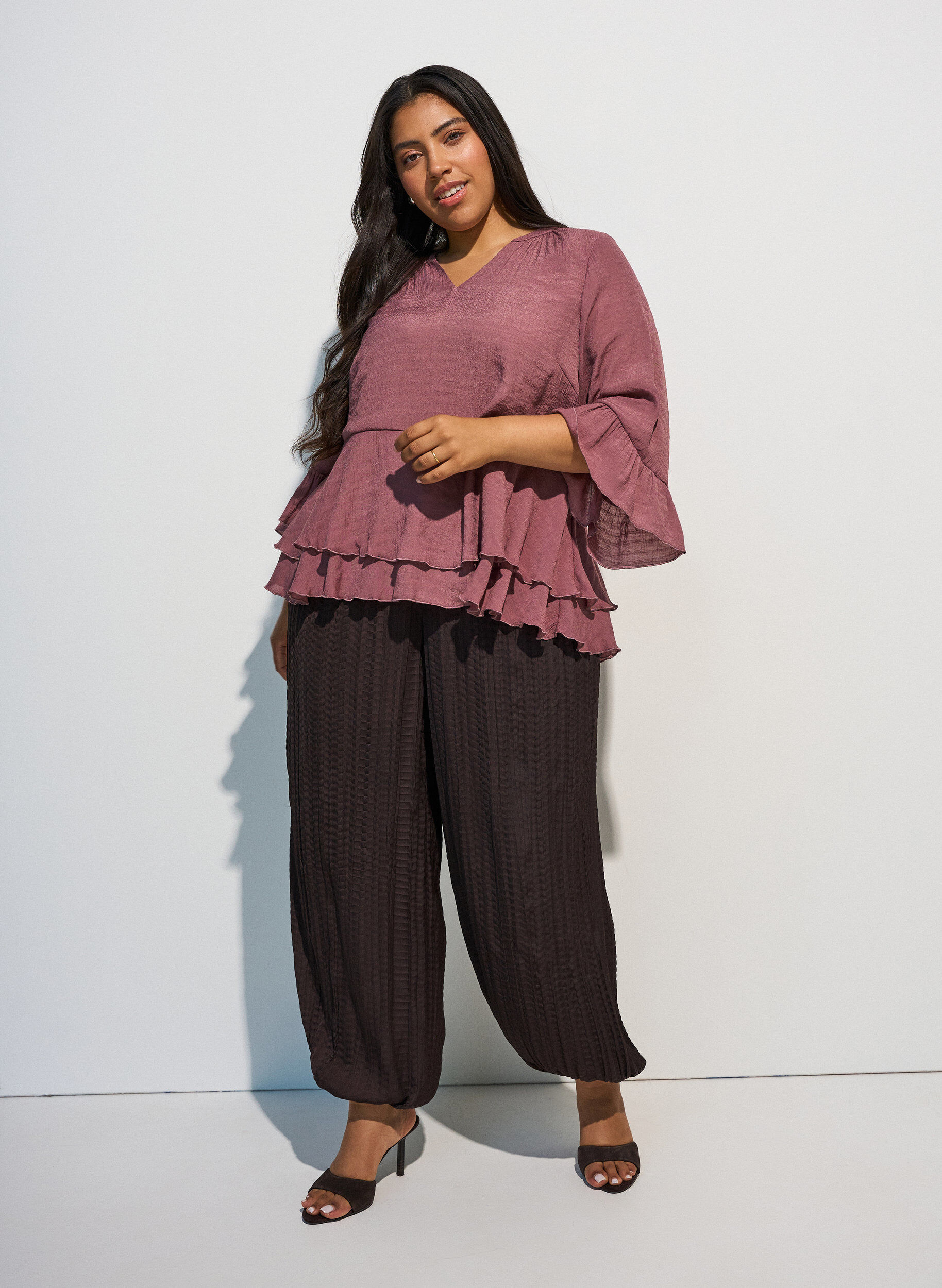 ZizziBlouse &agrave; manches 3/4 et volants, Rose, Model image number 1