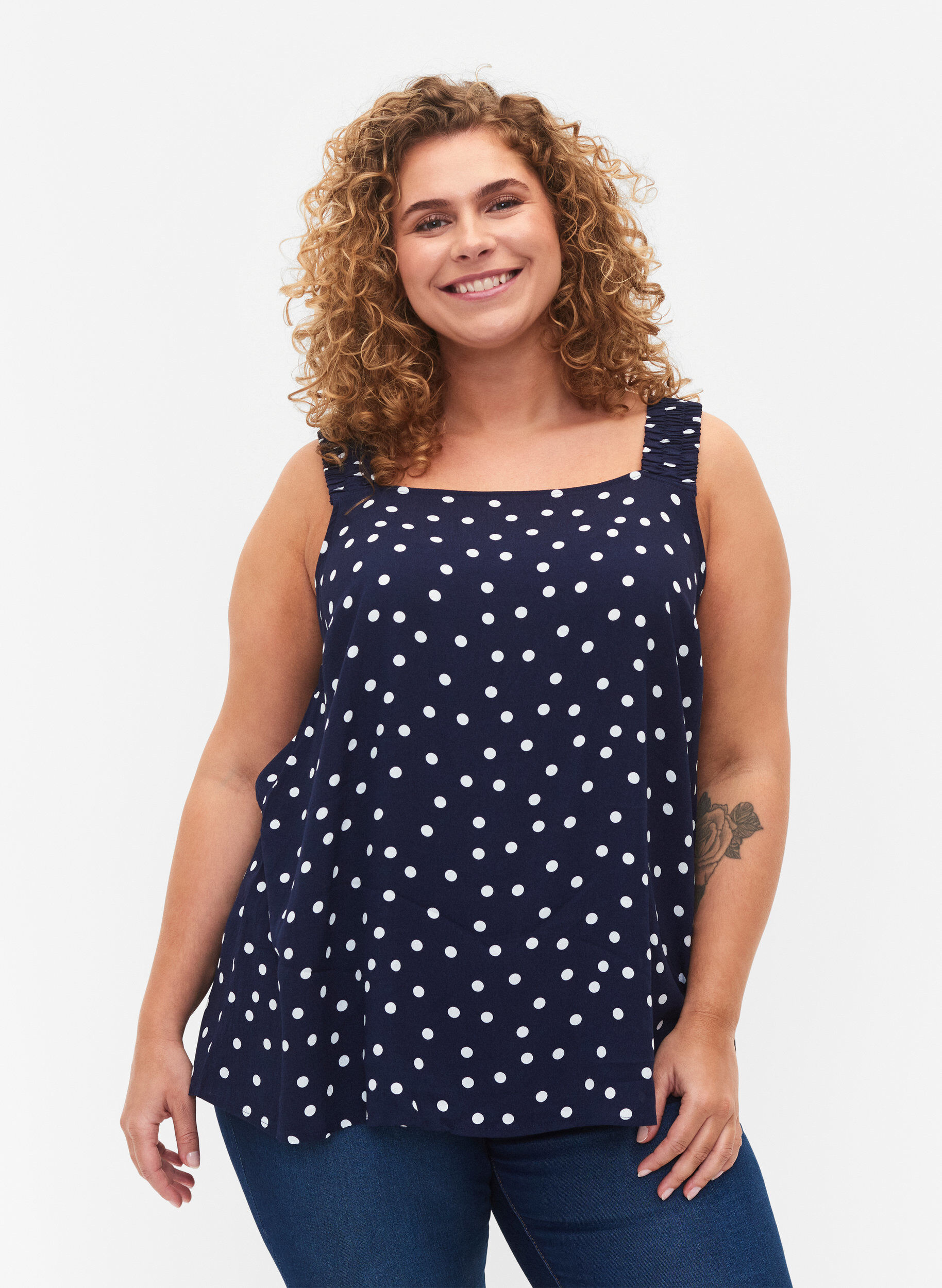 Zizzi Top en viscose imprim&eacute; avec forme en A, Peacoat Dot, Model image number 0