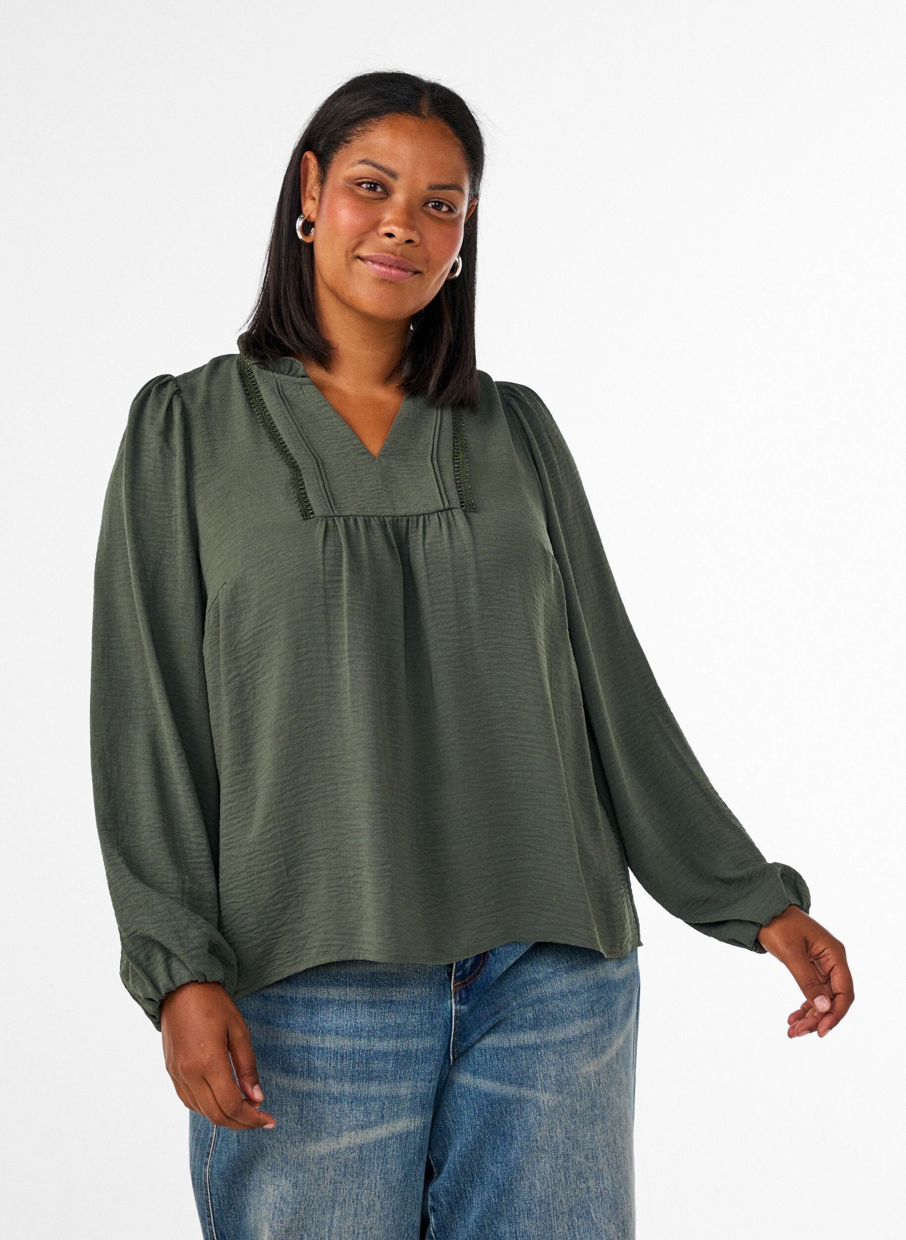 Blouse avec col en V et bande en crochet, Vert, Model
