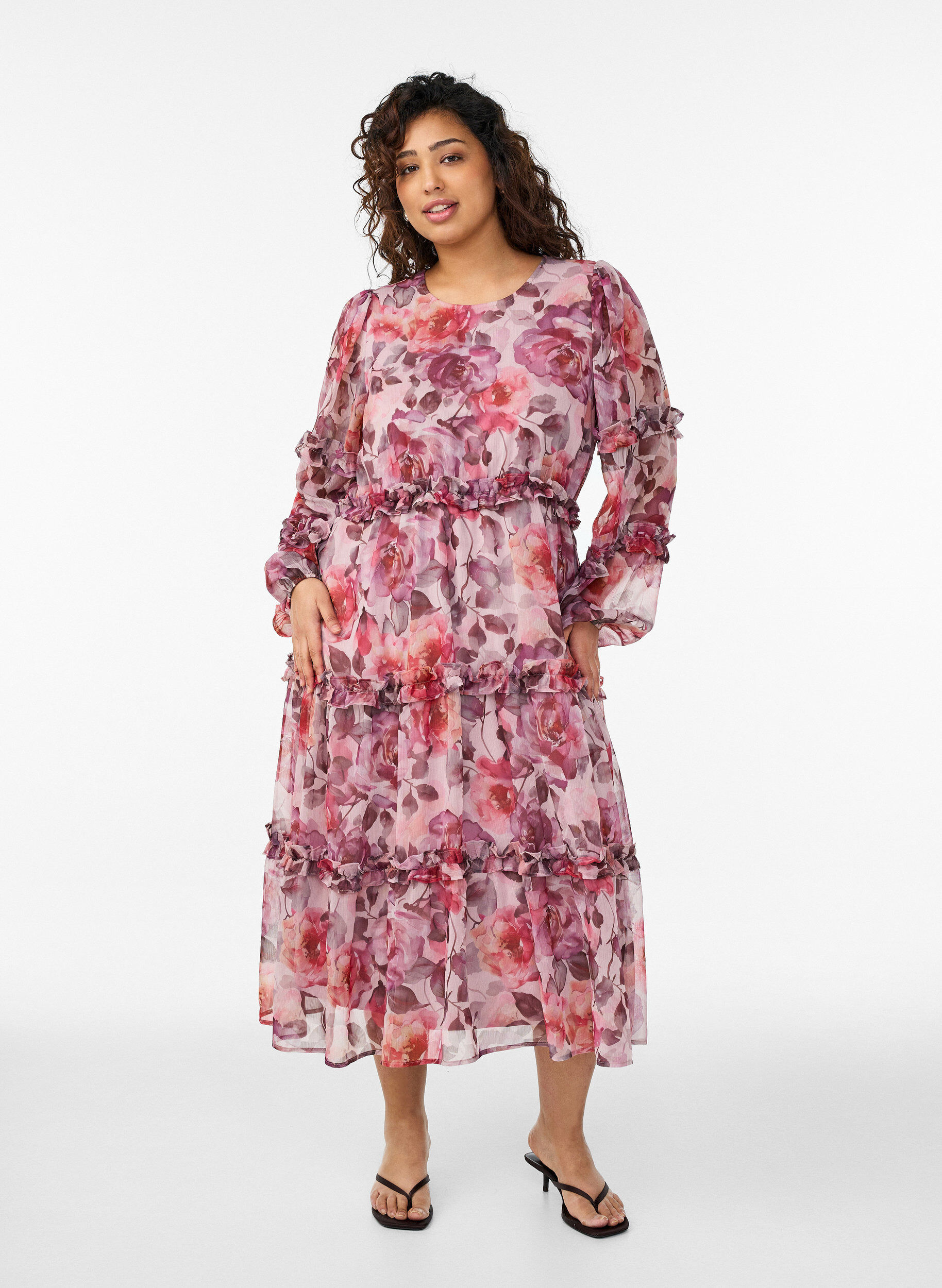 Zizzi Robe midi &agrave; fleurs avec volants et manches transparentes, Rose, Model image number 0