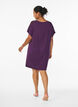 Chemise de nuit en viscose avec dentelle, Violet, Model image number 2