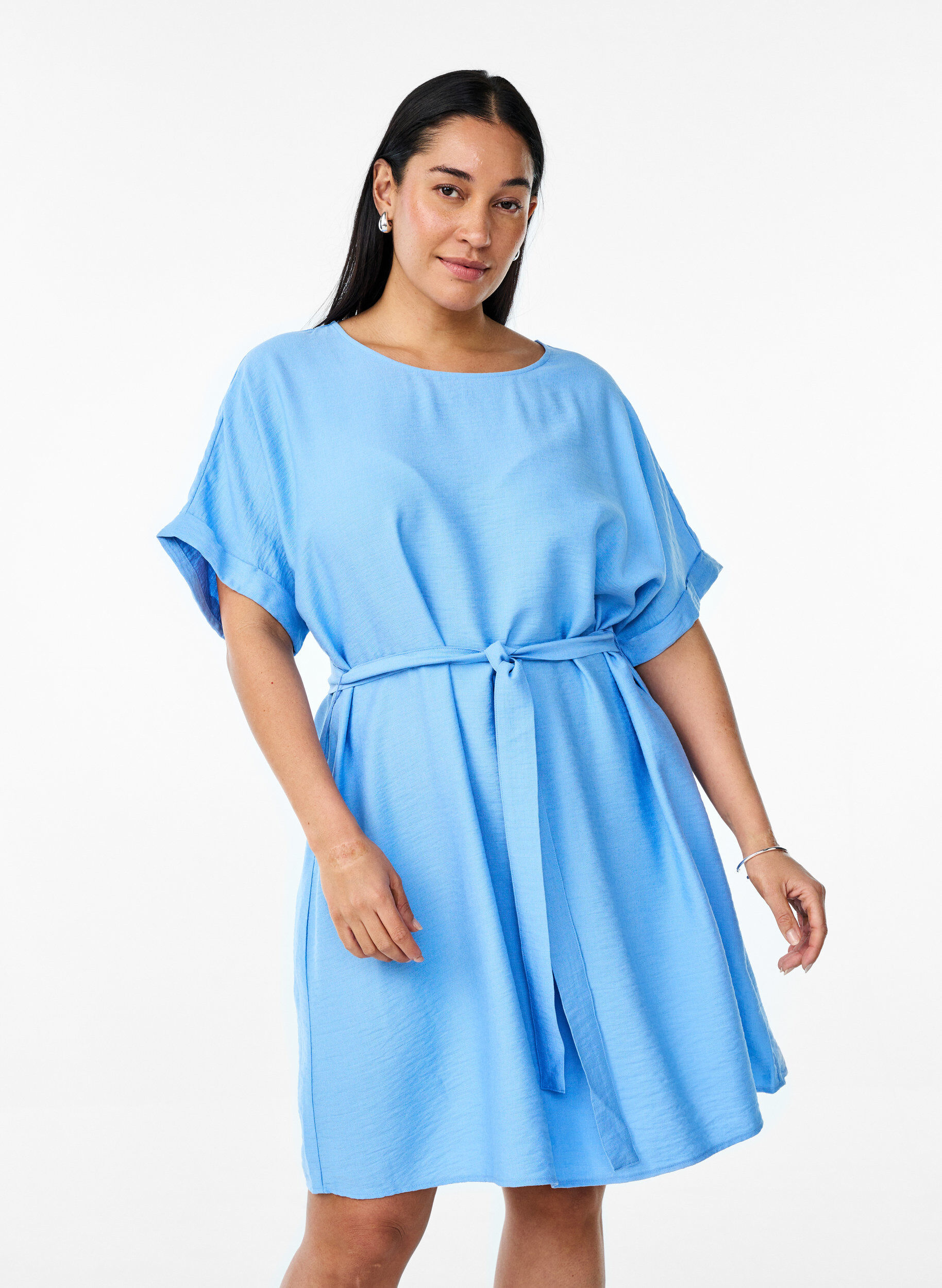Robe courte coupe ample avec ceinture &agrave; nouer, Bleu Clair, Model