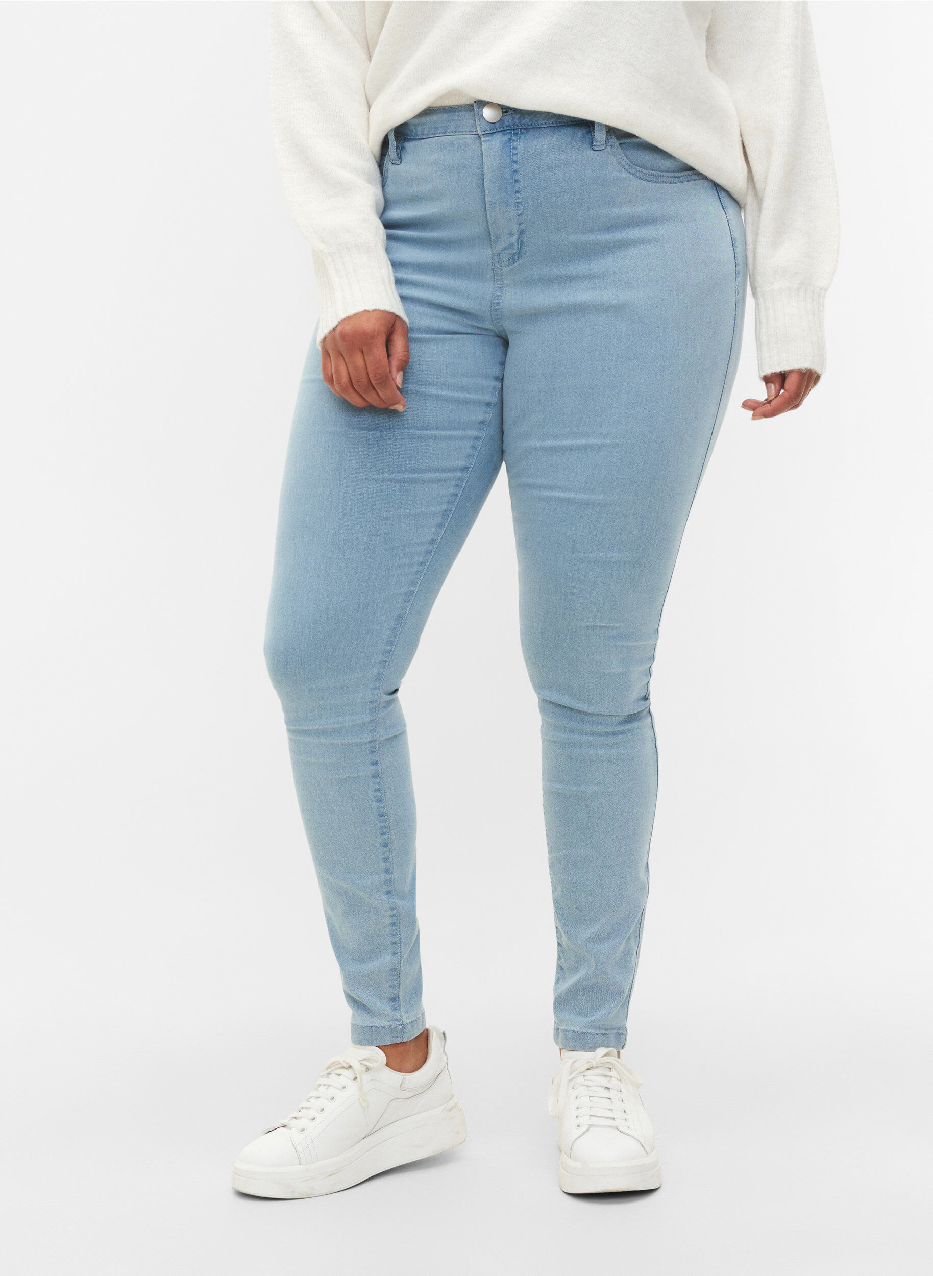 Zizzi Jean Amy super slim taille haute, Bleu Clair, Model image number 3