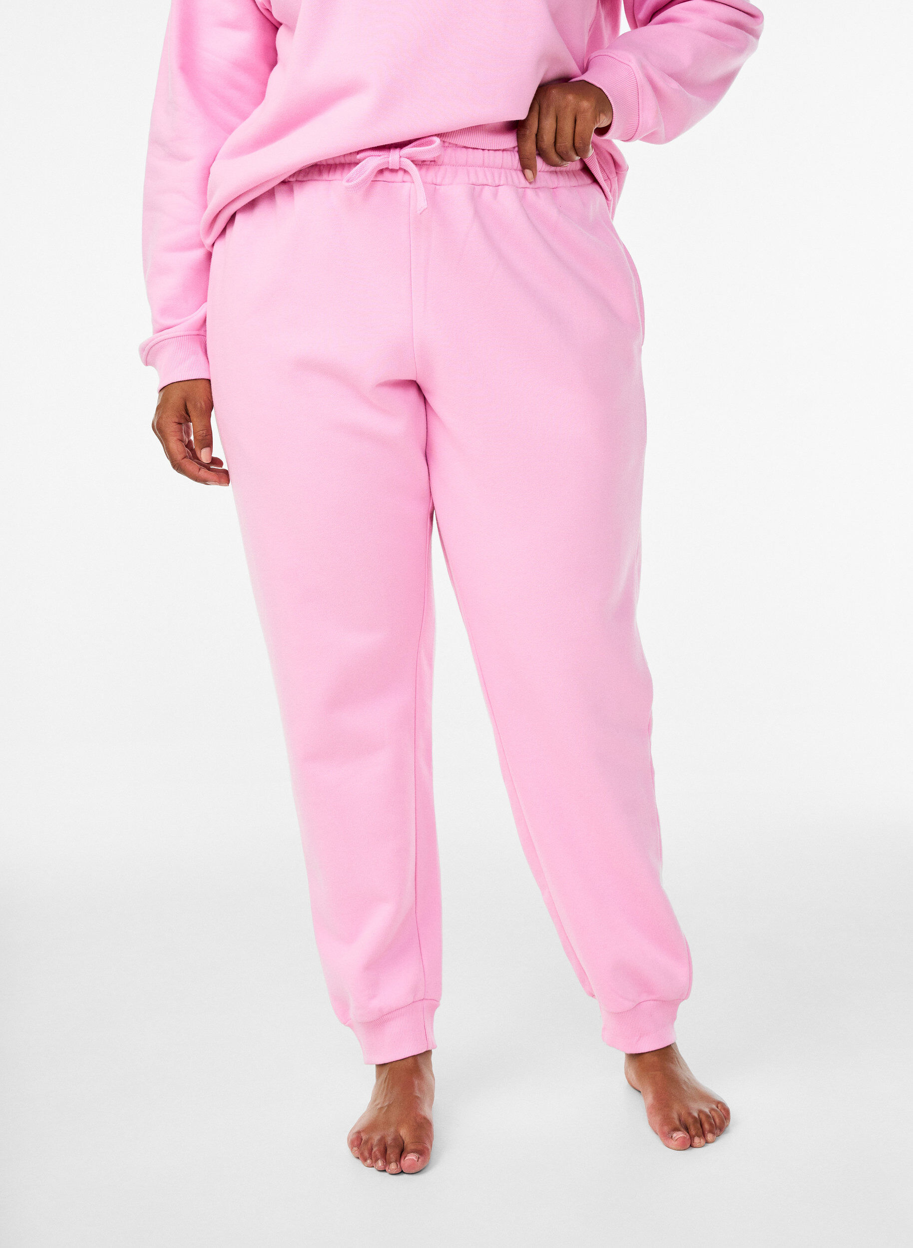 Zizzi Joggers taille haute, Rose, Model image number 2