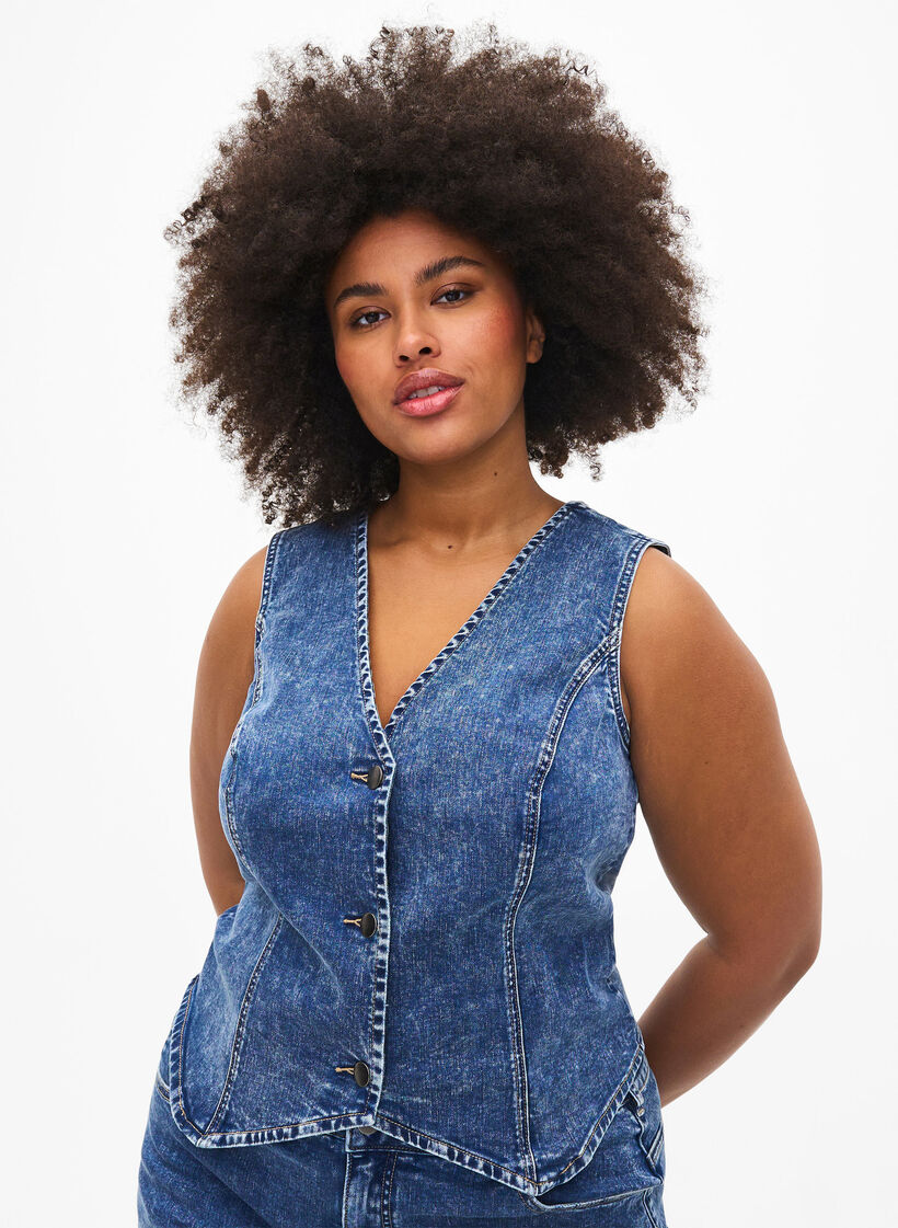Gilet slim fit en jean avec des boutons, Blue Denim, Model image number 0
